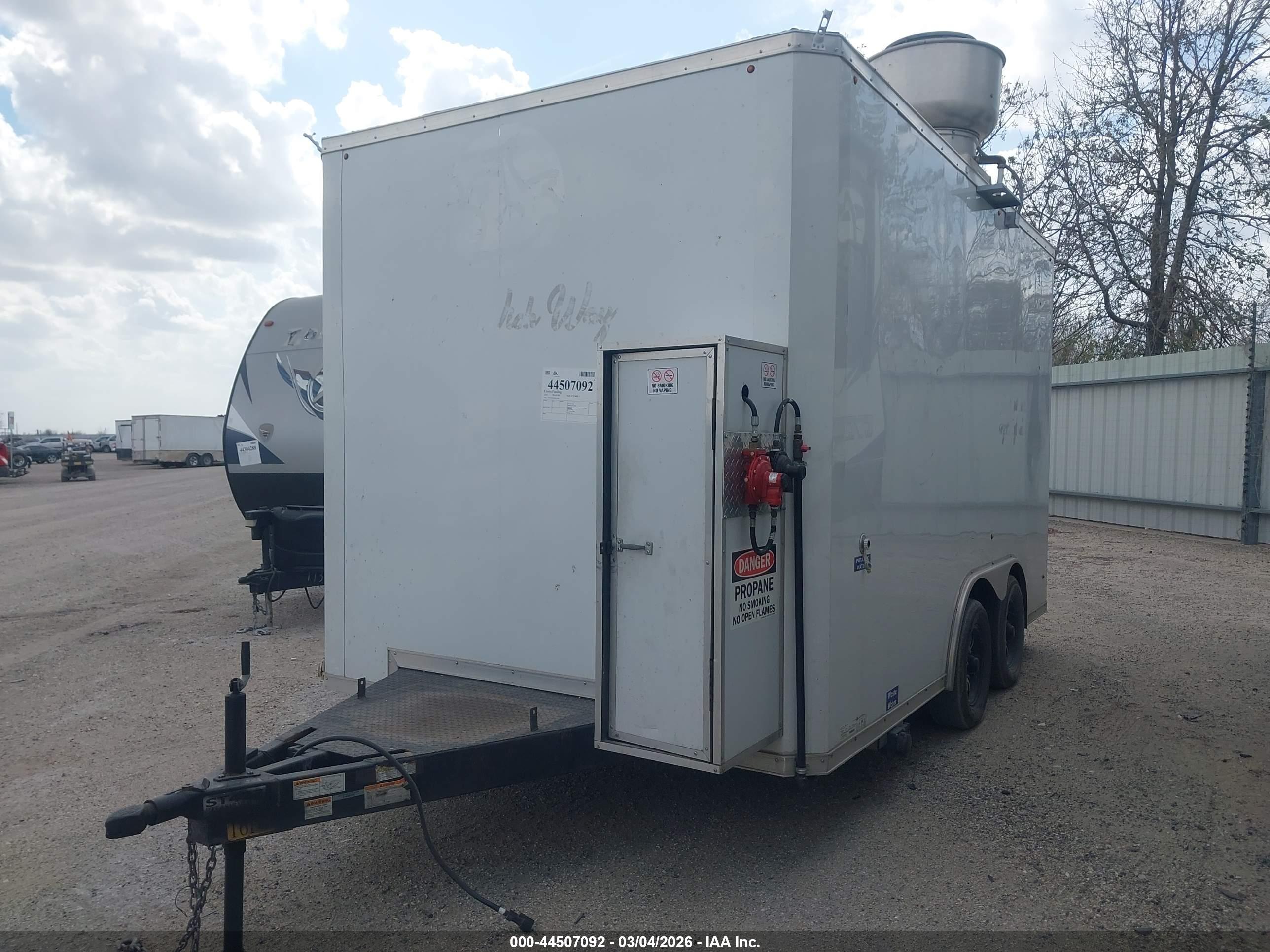 TRAILER TKB image 2