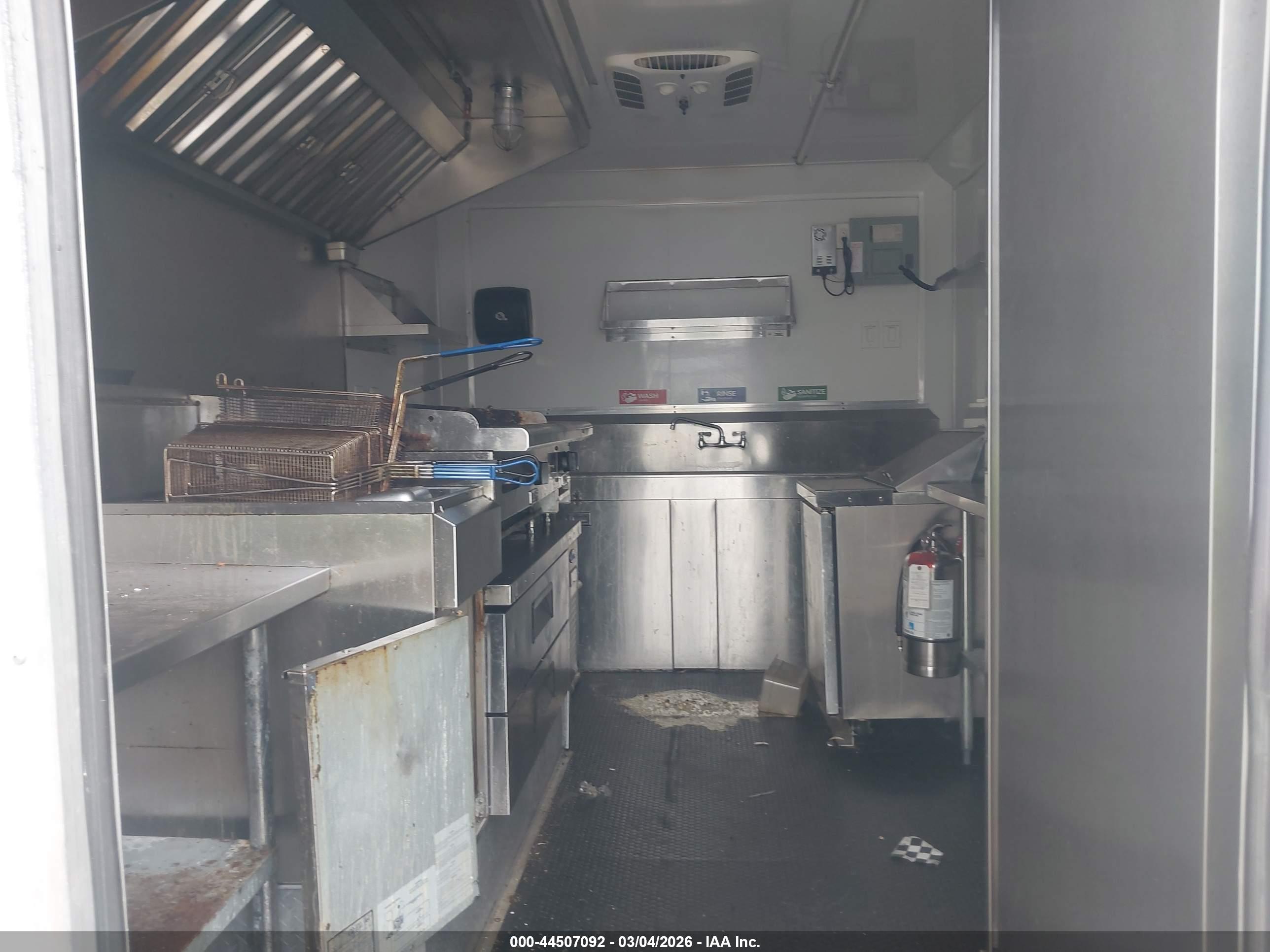TRAILER TKB image 5