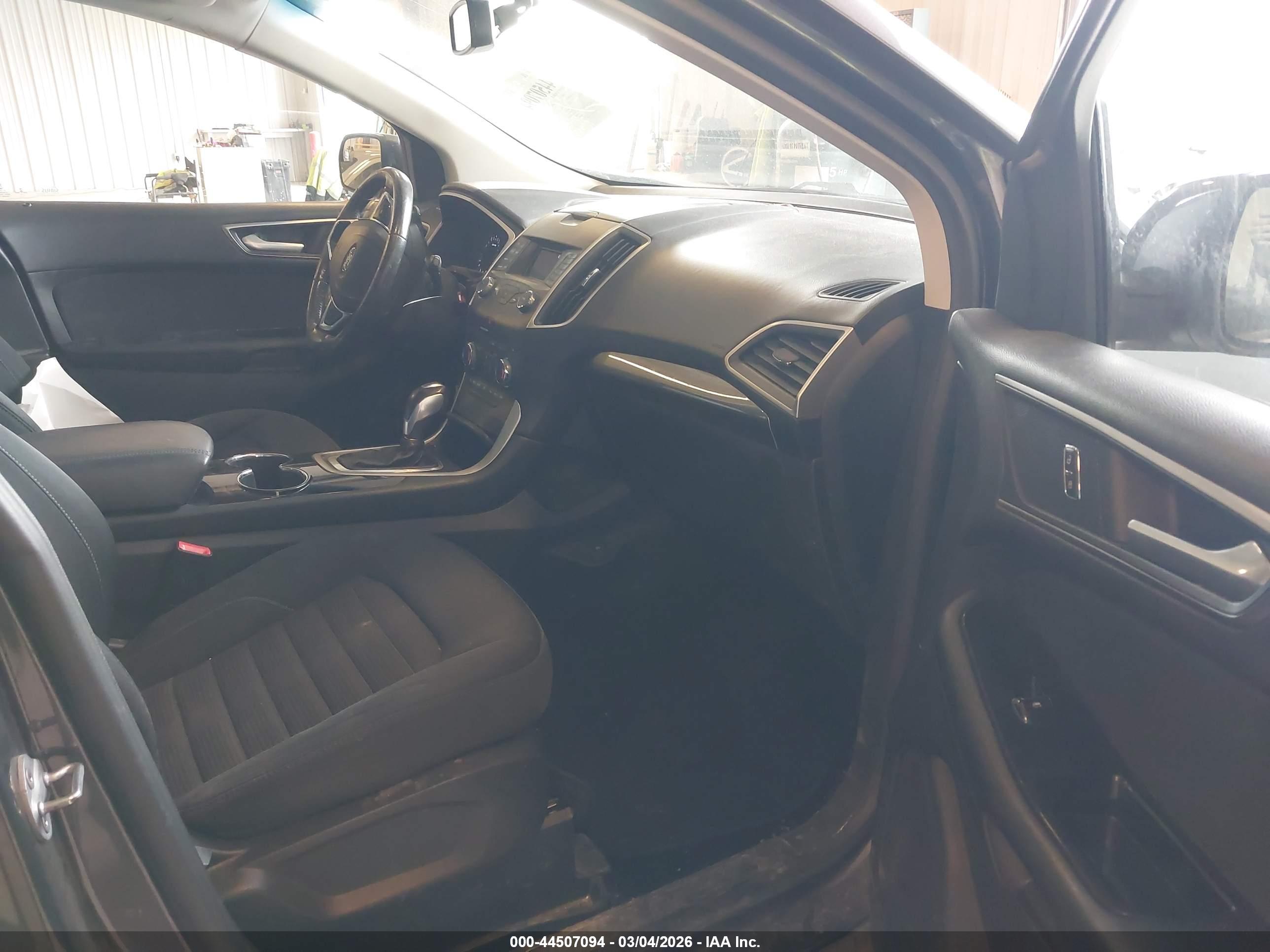 FORD EDGE image 5