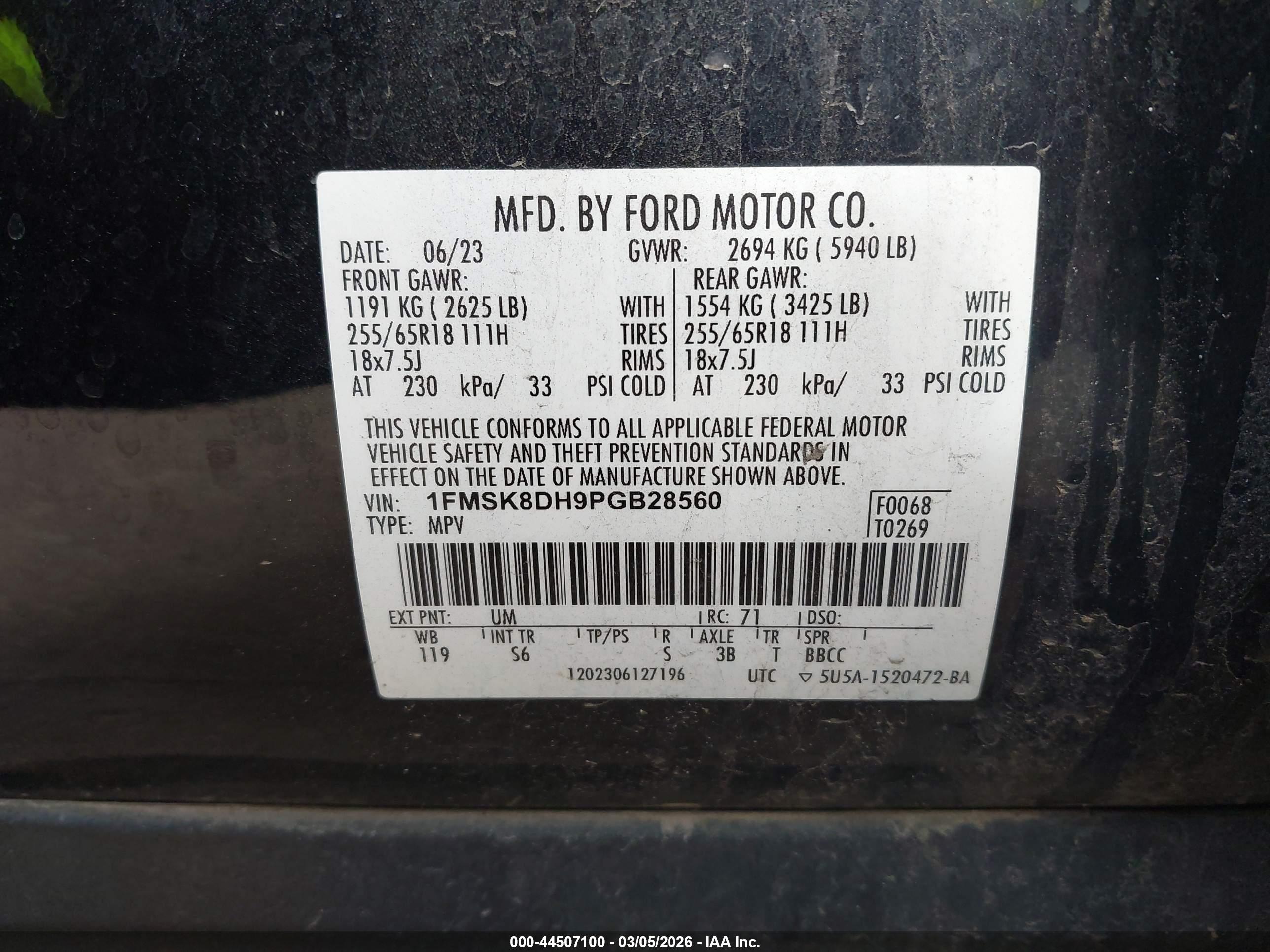 FORD EXPLORER image 9