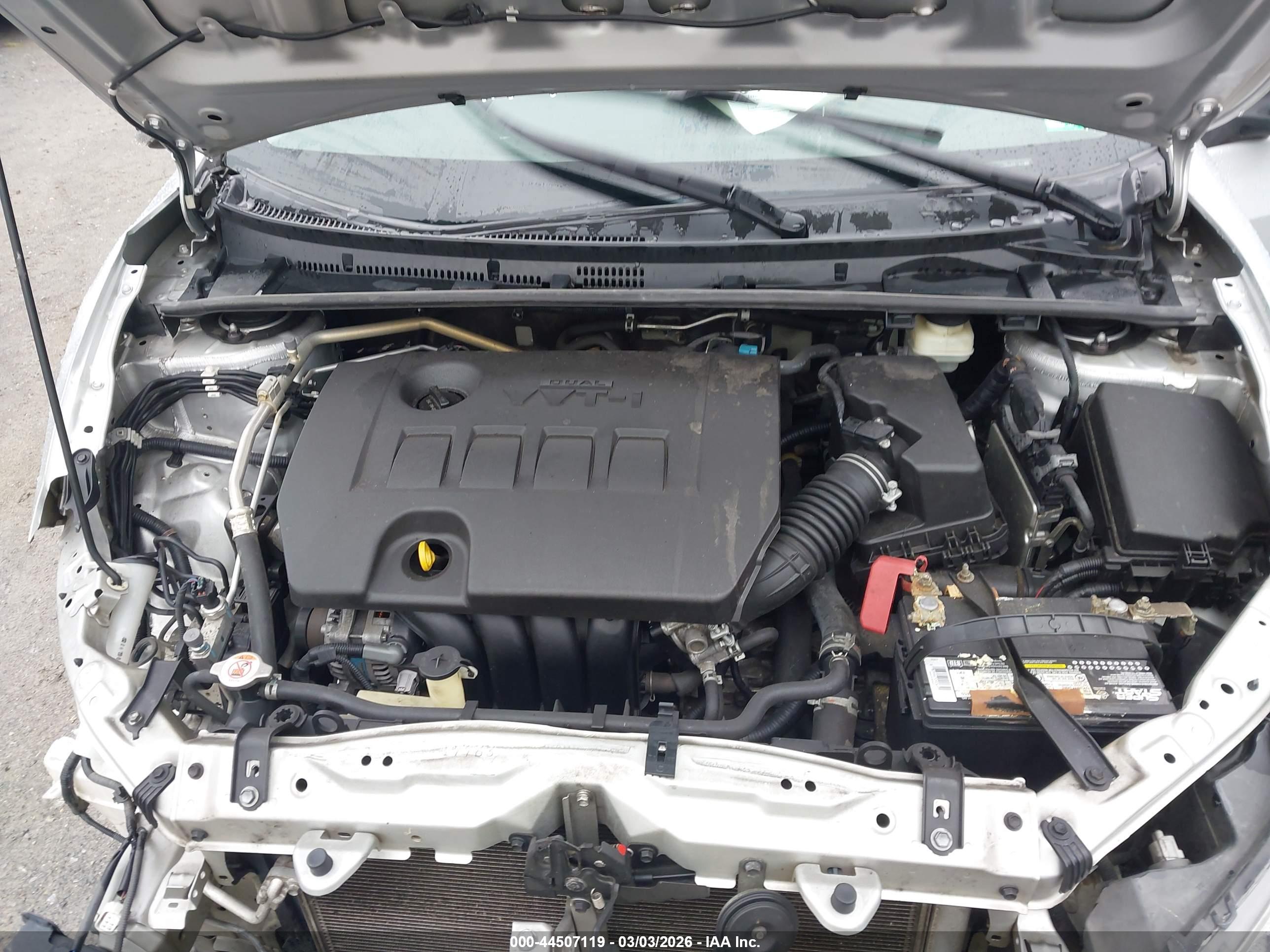 TOYOTA COROLLA image 10