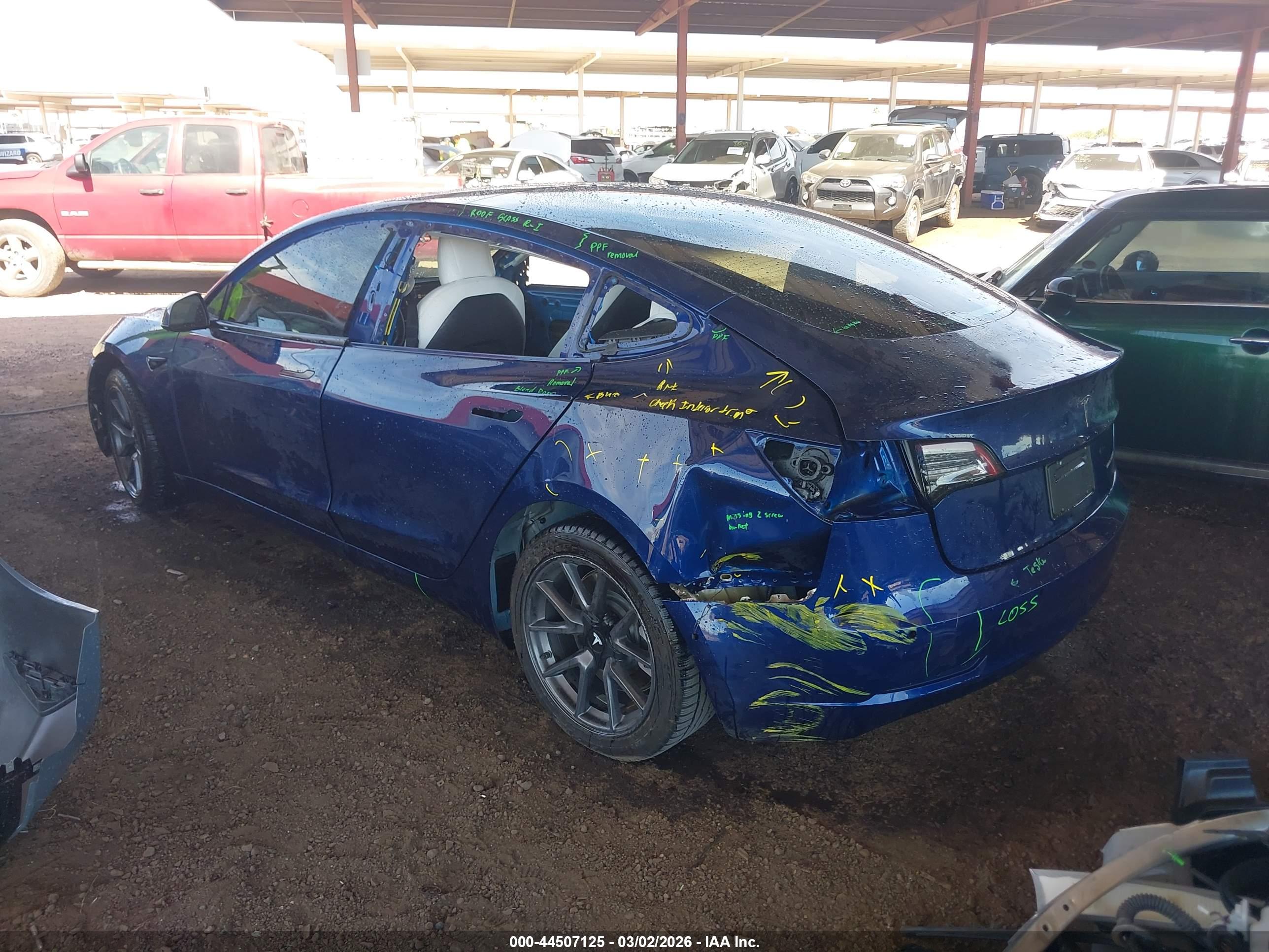TESLA MODEL image 3