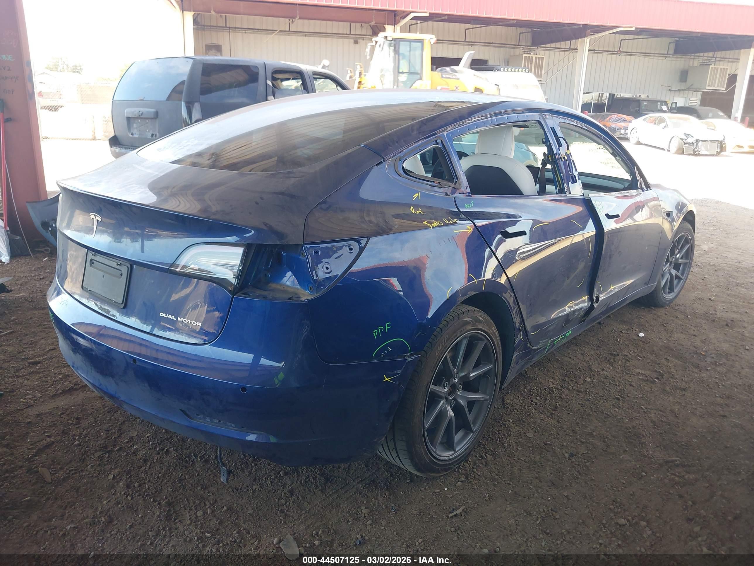 TESLA MODEL image 4