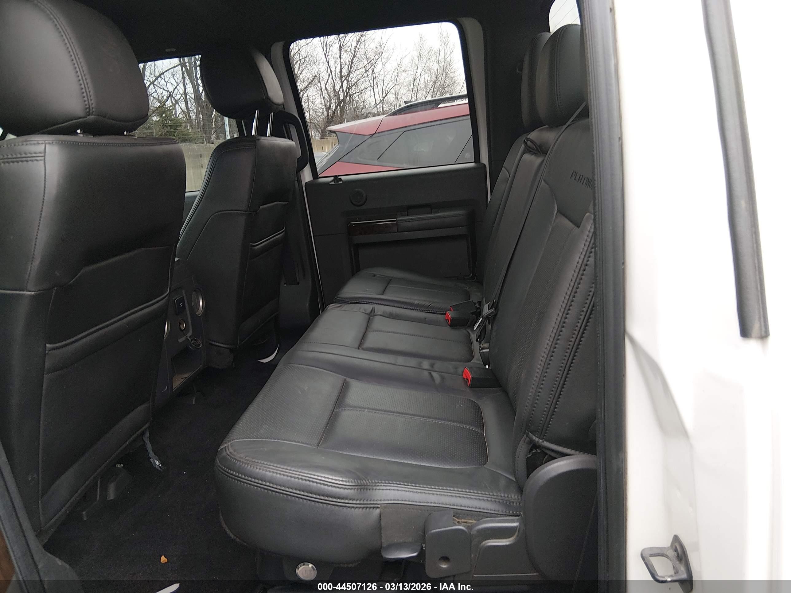 FORD F-450 image 7