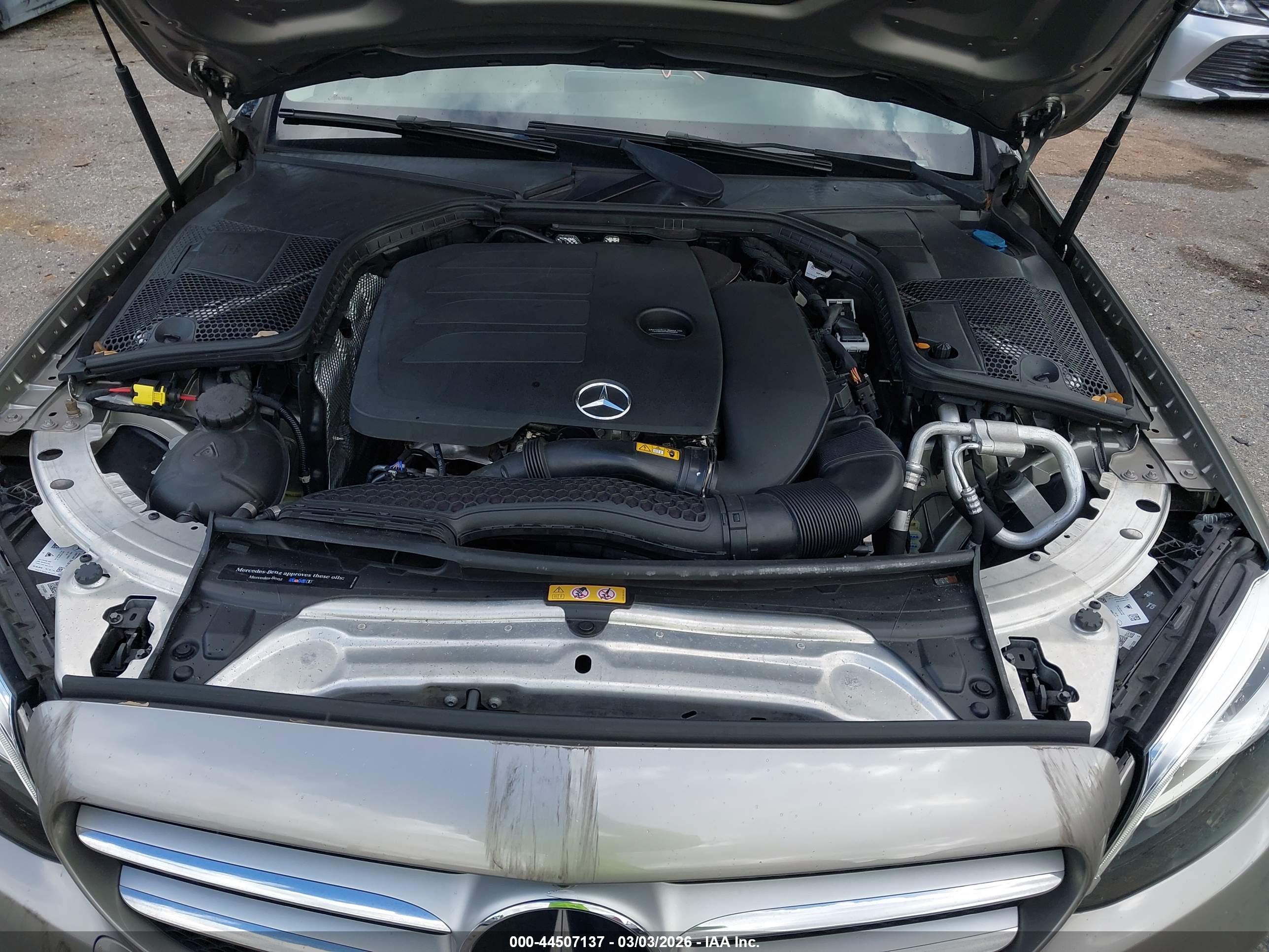 MERCEDES-BENZ C image 10