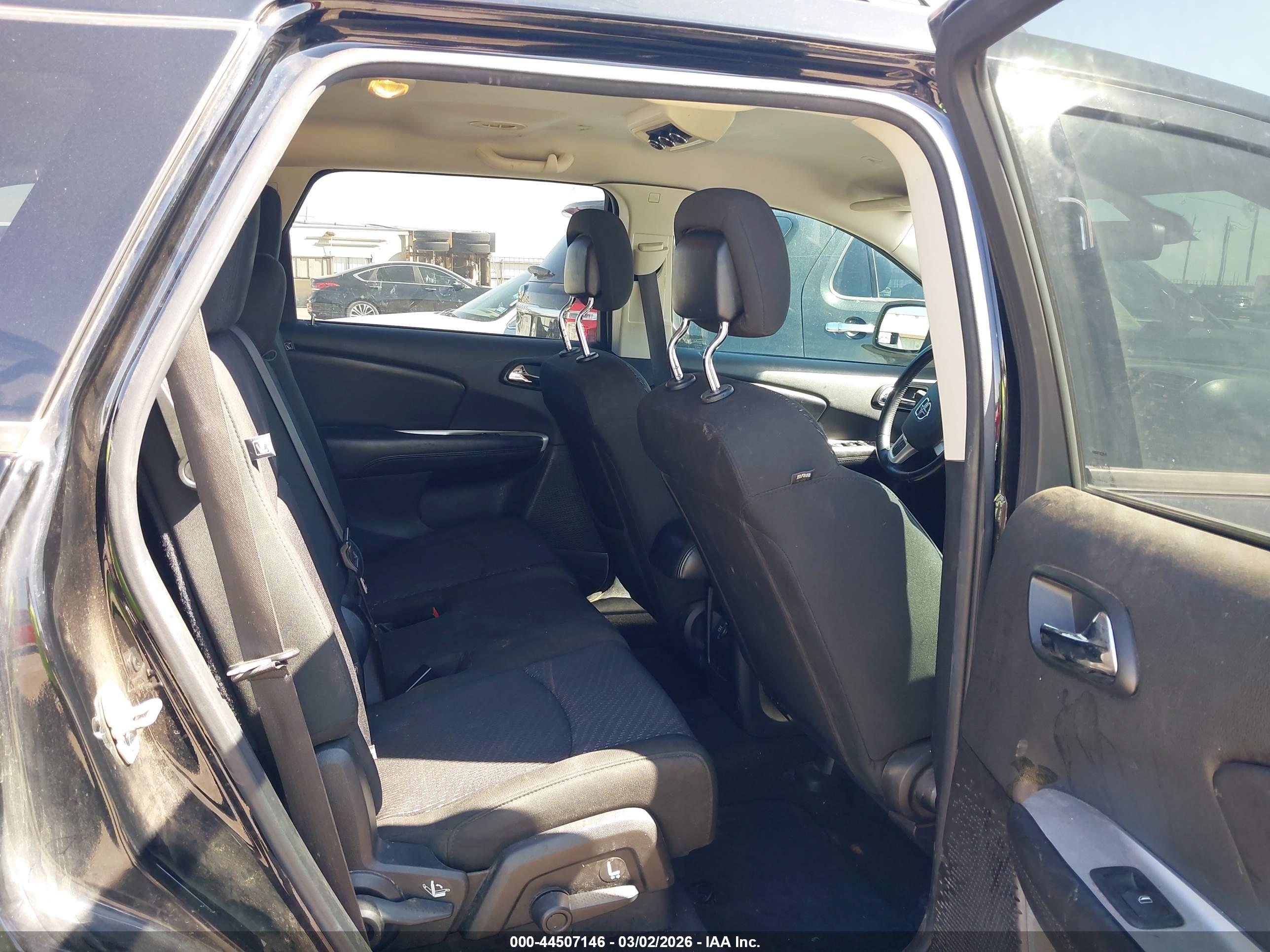 DODGE JOURNEY image 8