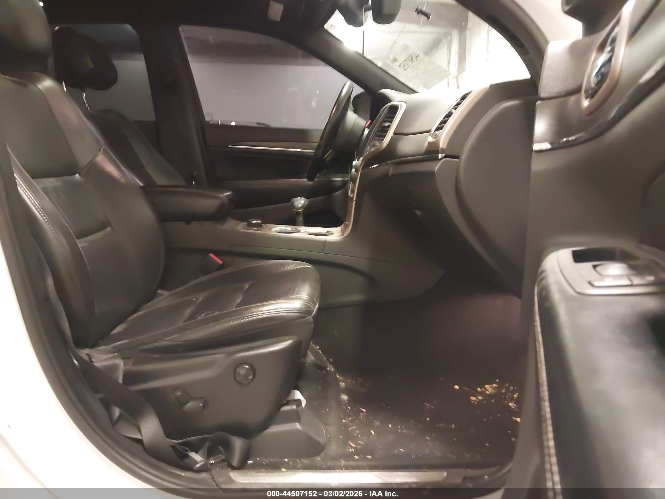 JEEP GRAND image 5