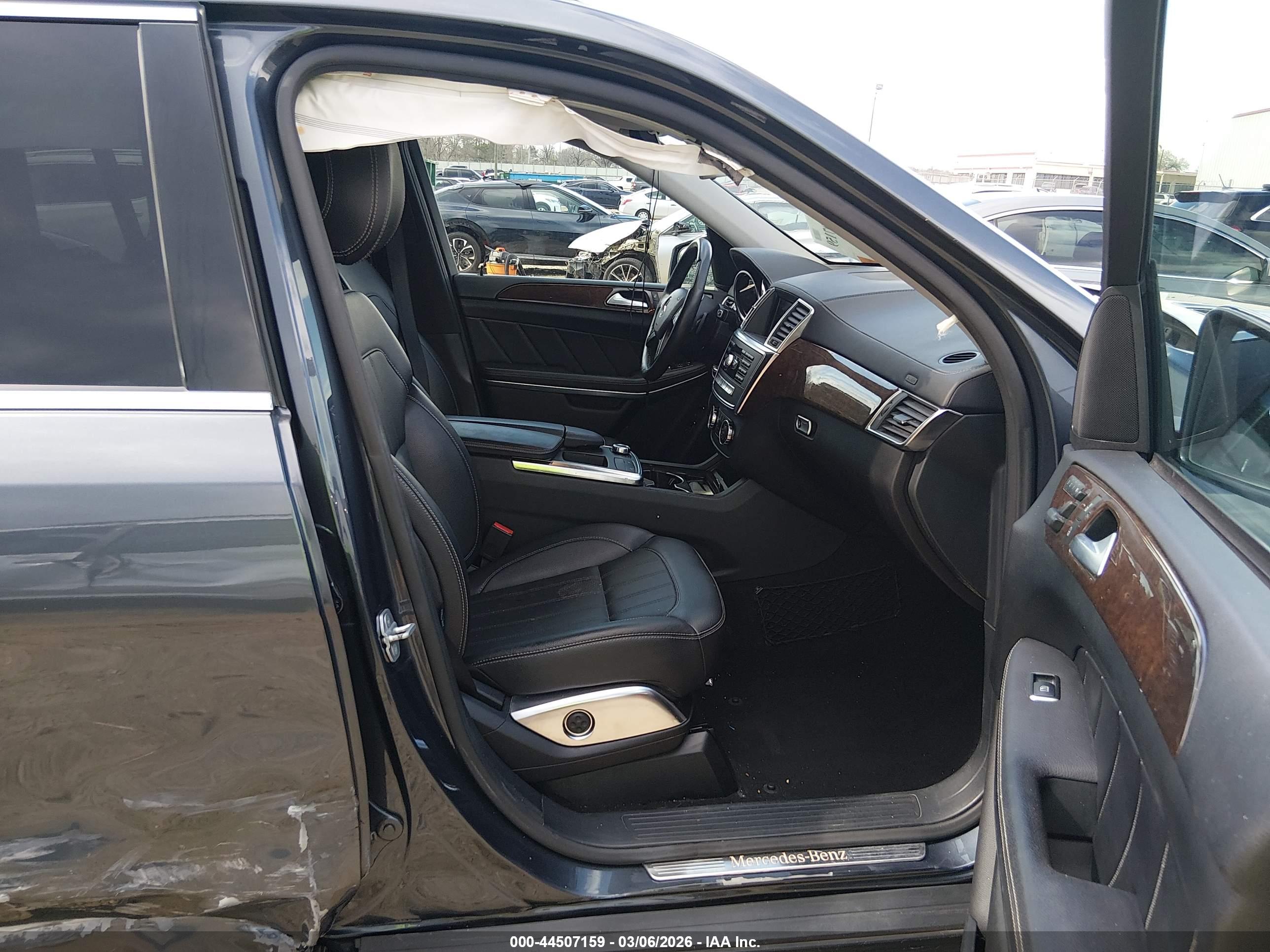 MERCEDES-BENZ GL image 5