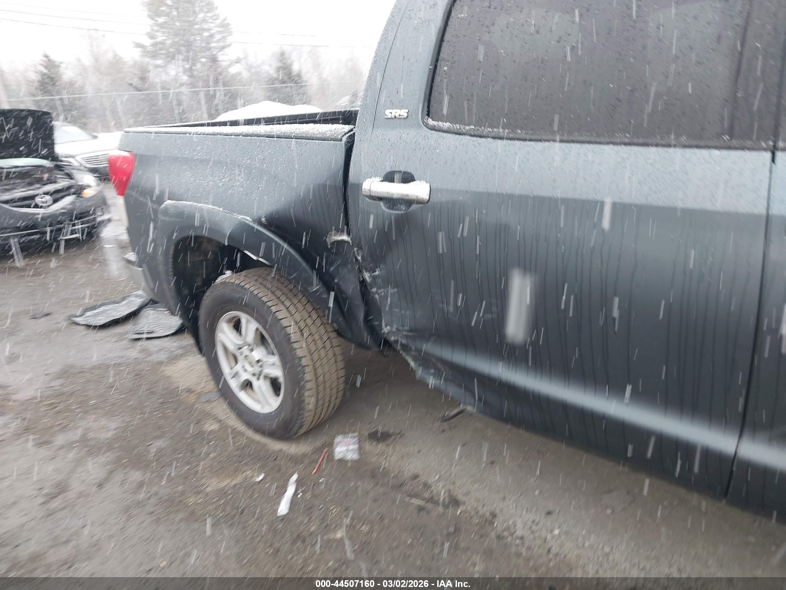 TOYOTA TUNDRA image 6