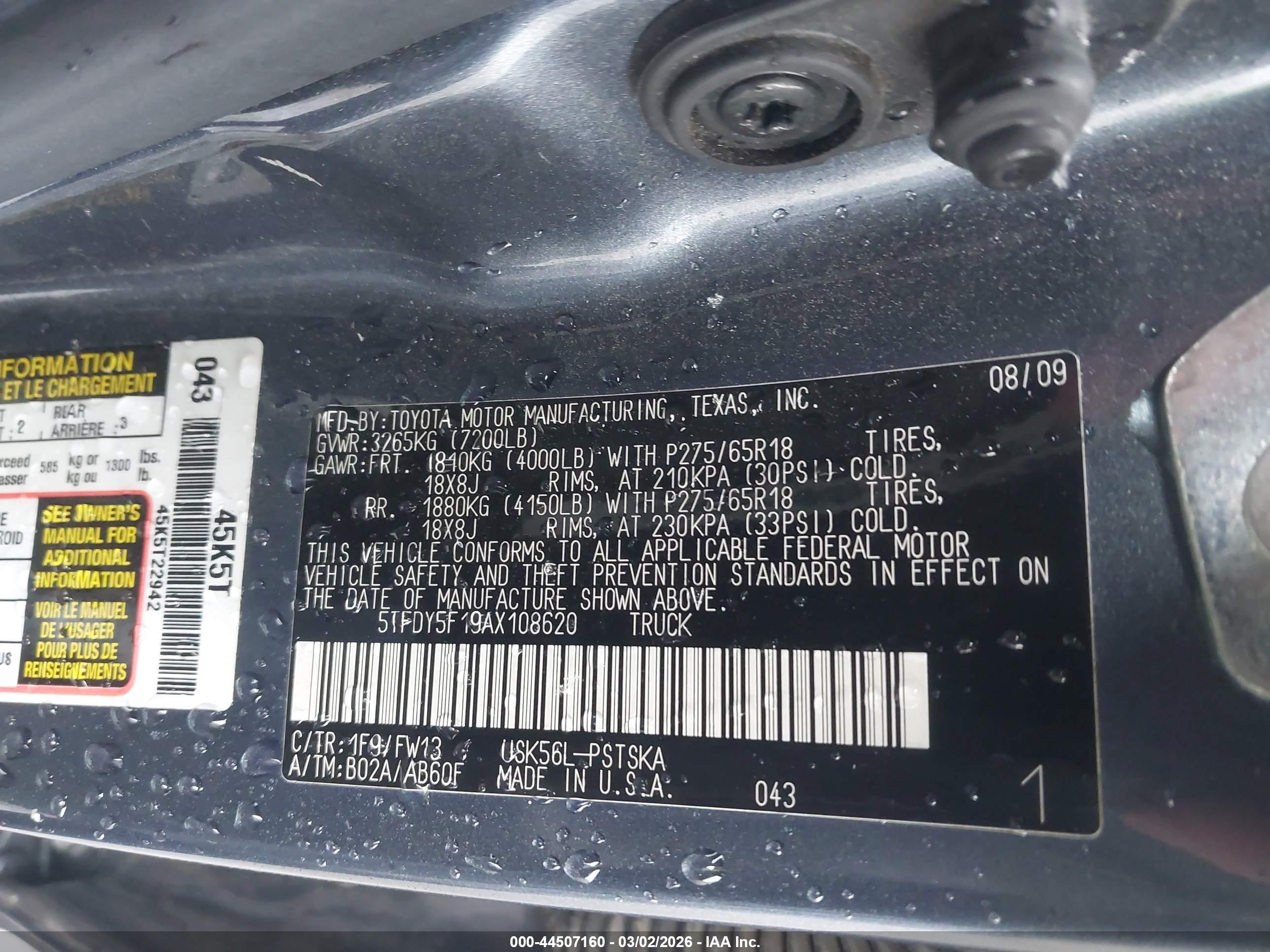 TOYOTA TUNDRA image 9