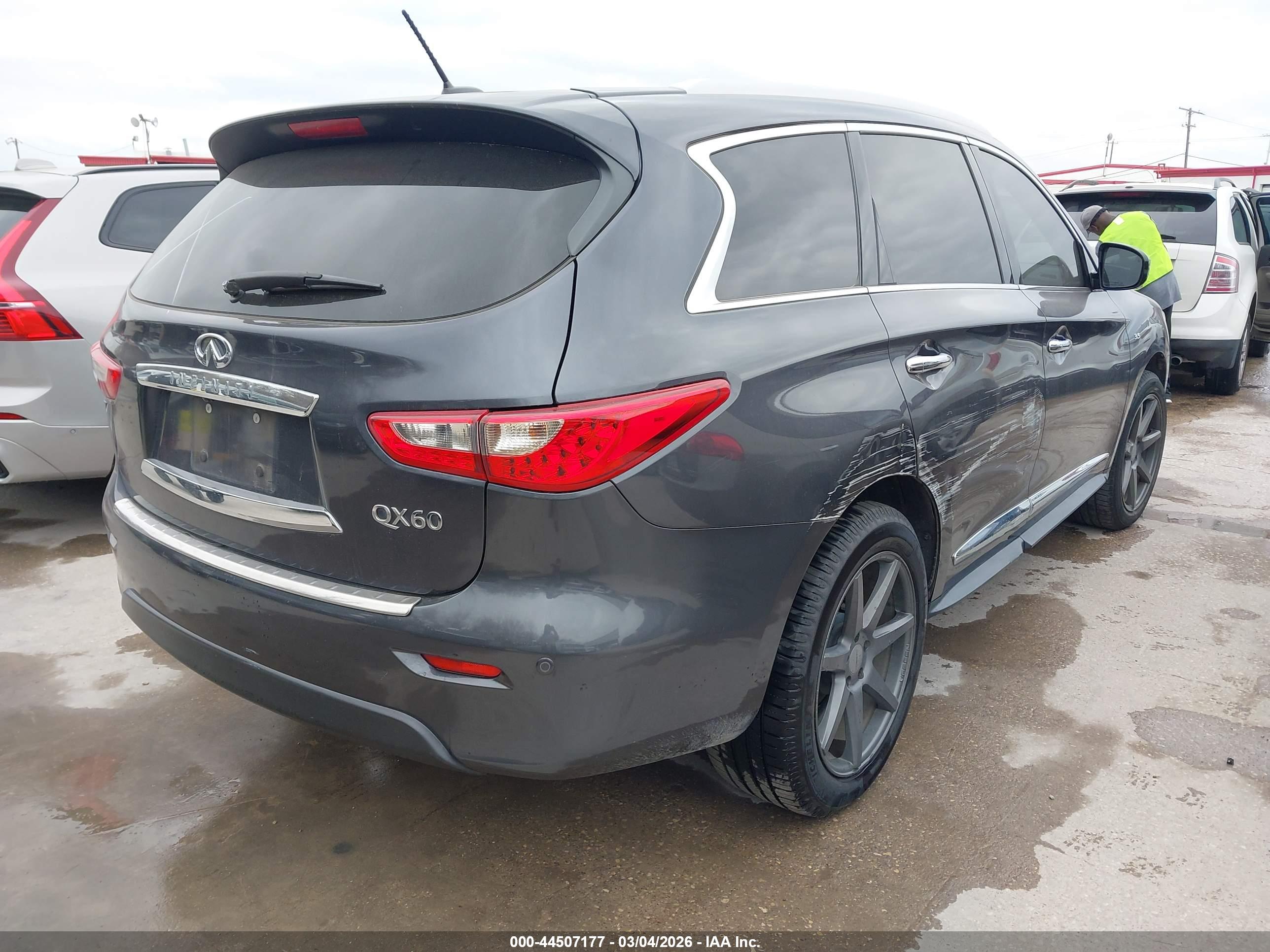 INFINITI QX60 image 4