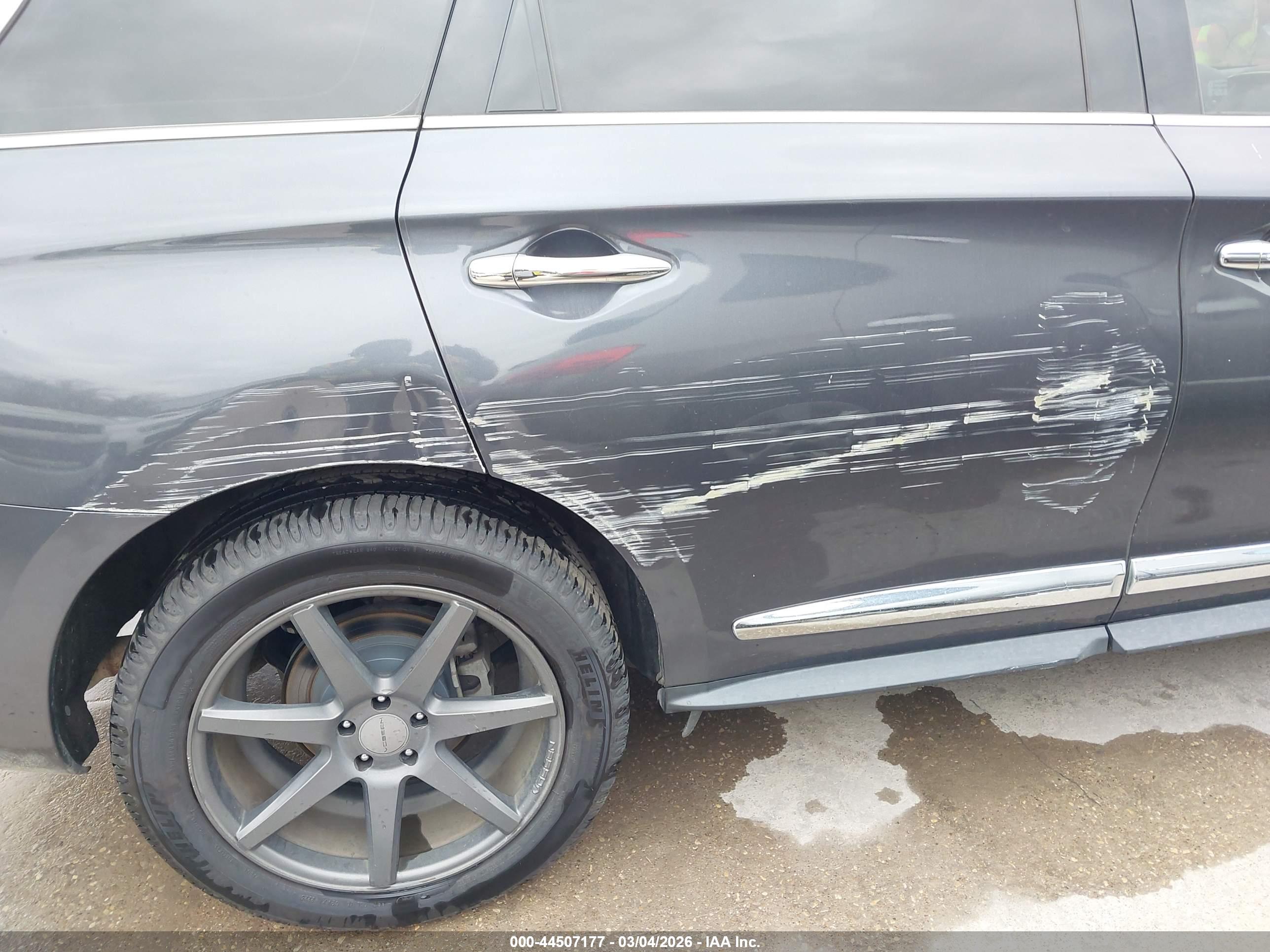 INFINITI QX60 image 6
