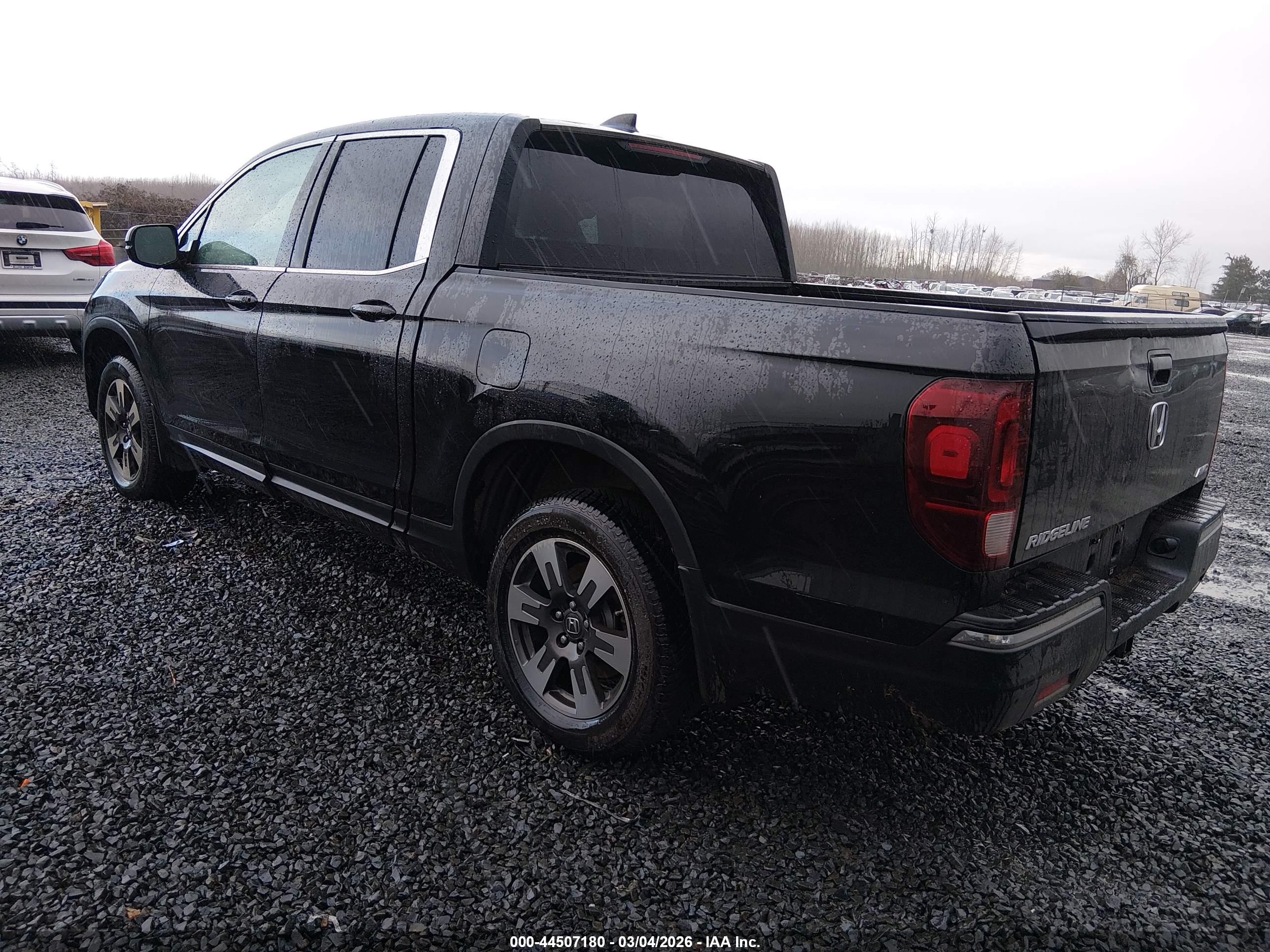 HONDA RIDGELINE image 3