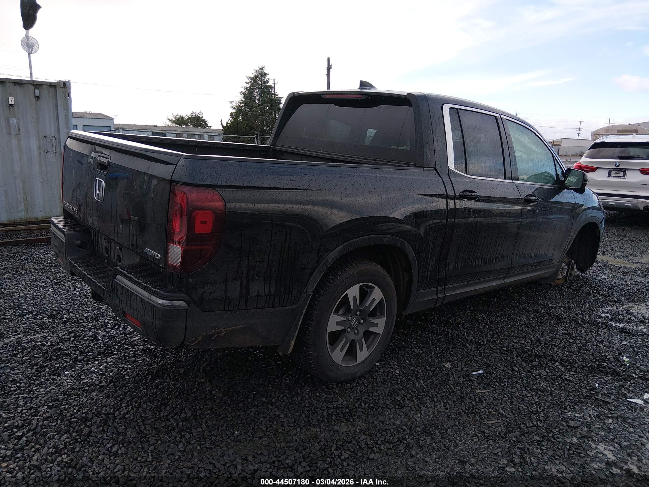 HONDA RIDGELINE image 4