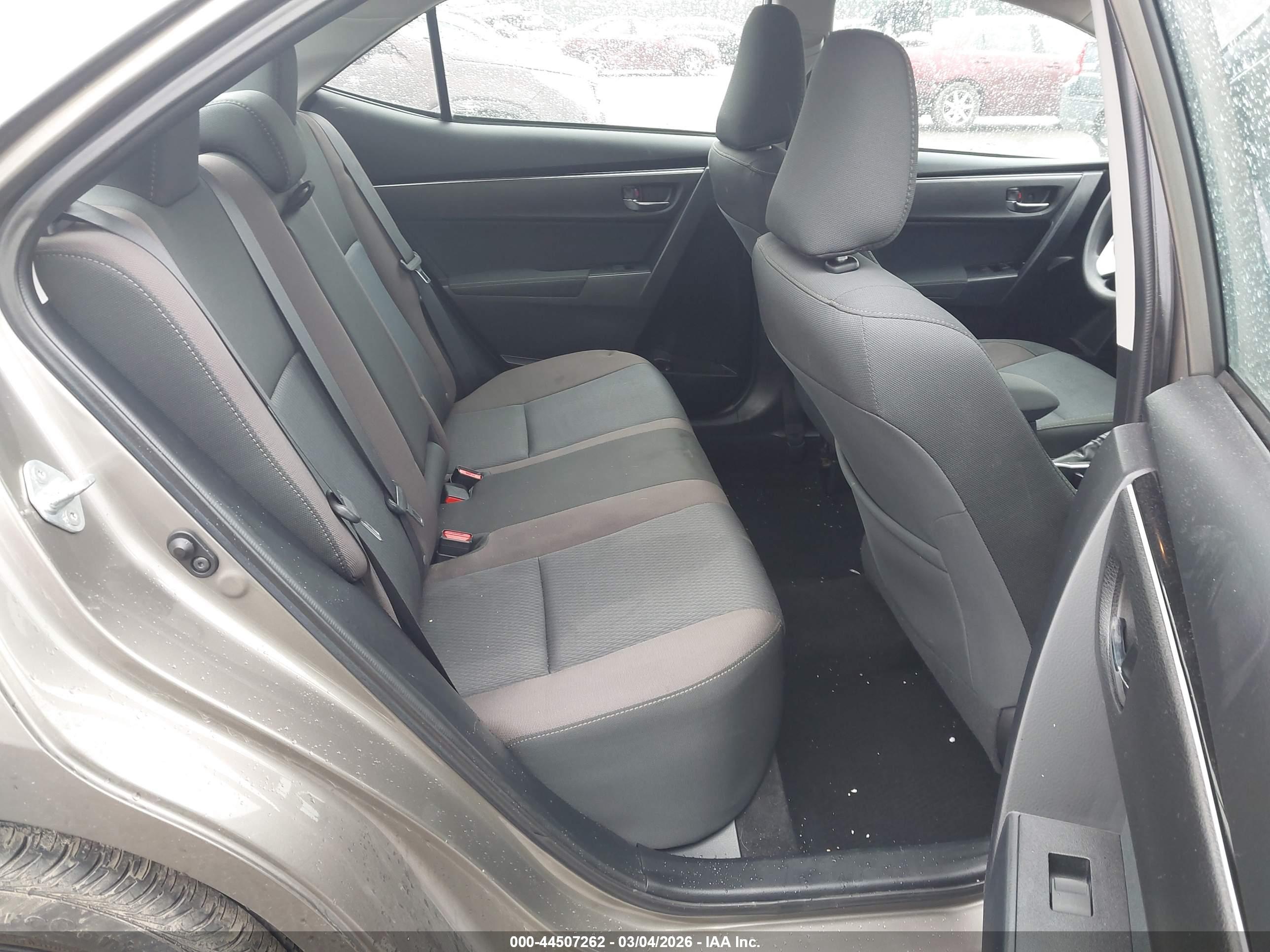 TOYOTA COROLLA image 8