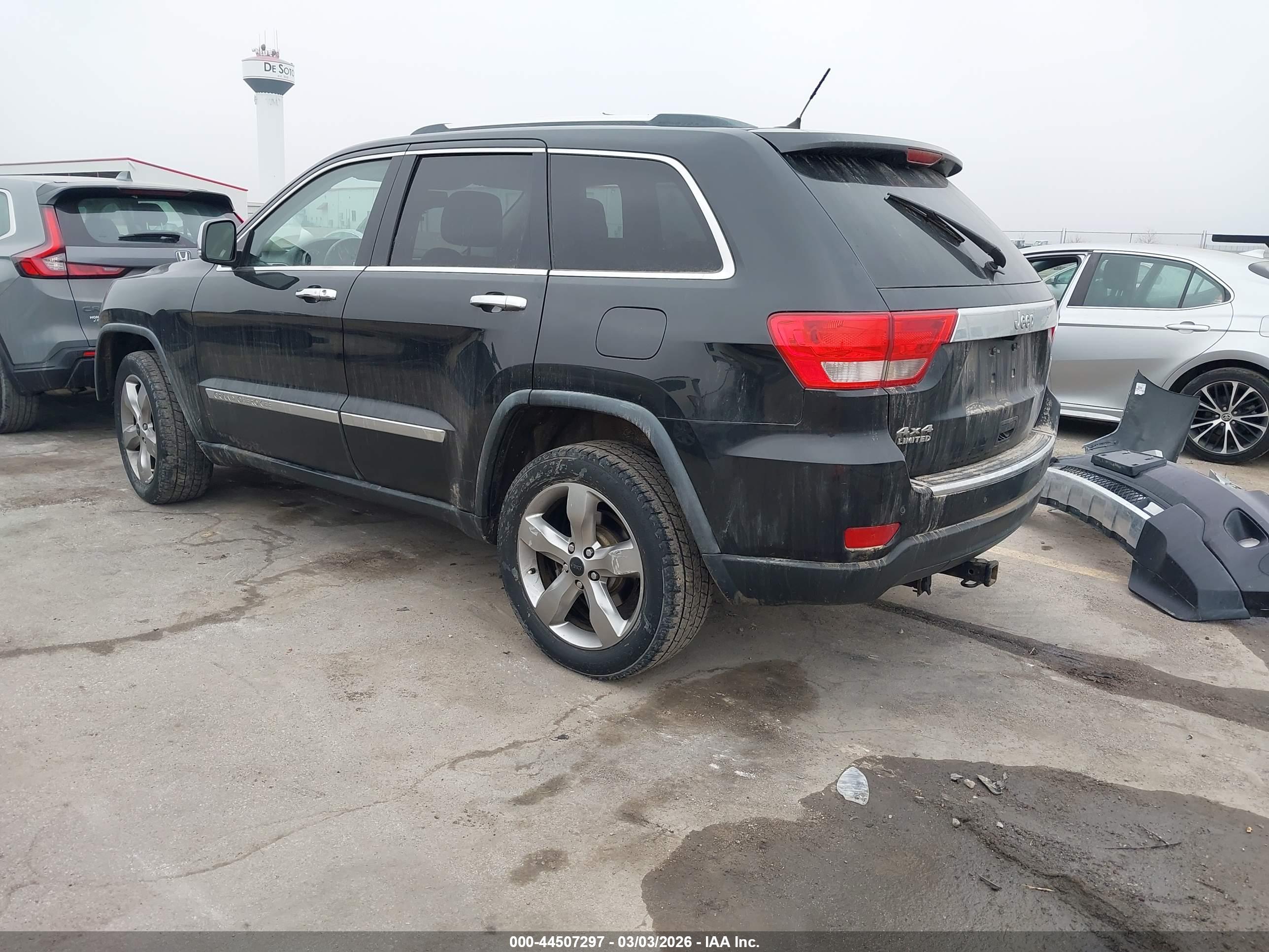 JEEP GRAND image 3