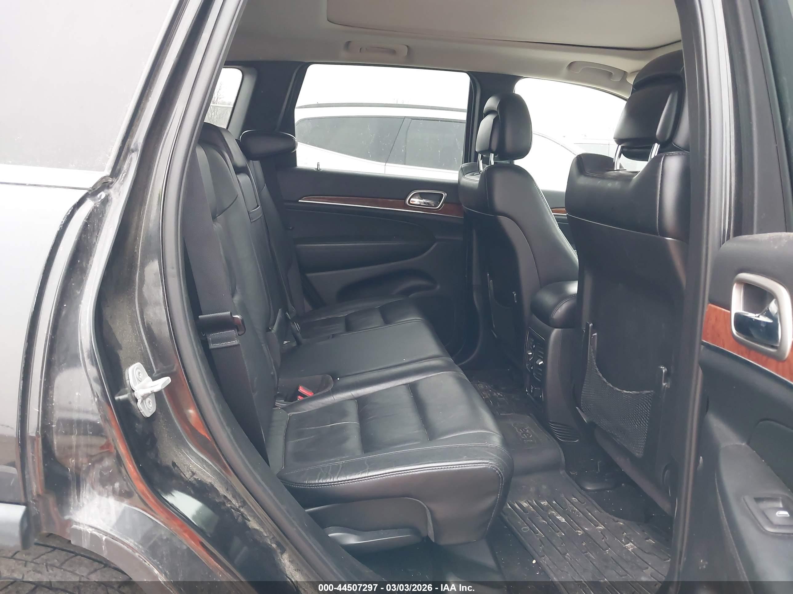 JEEP GRAND image 8