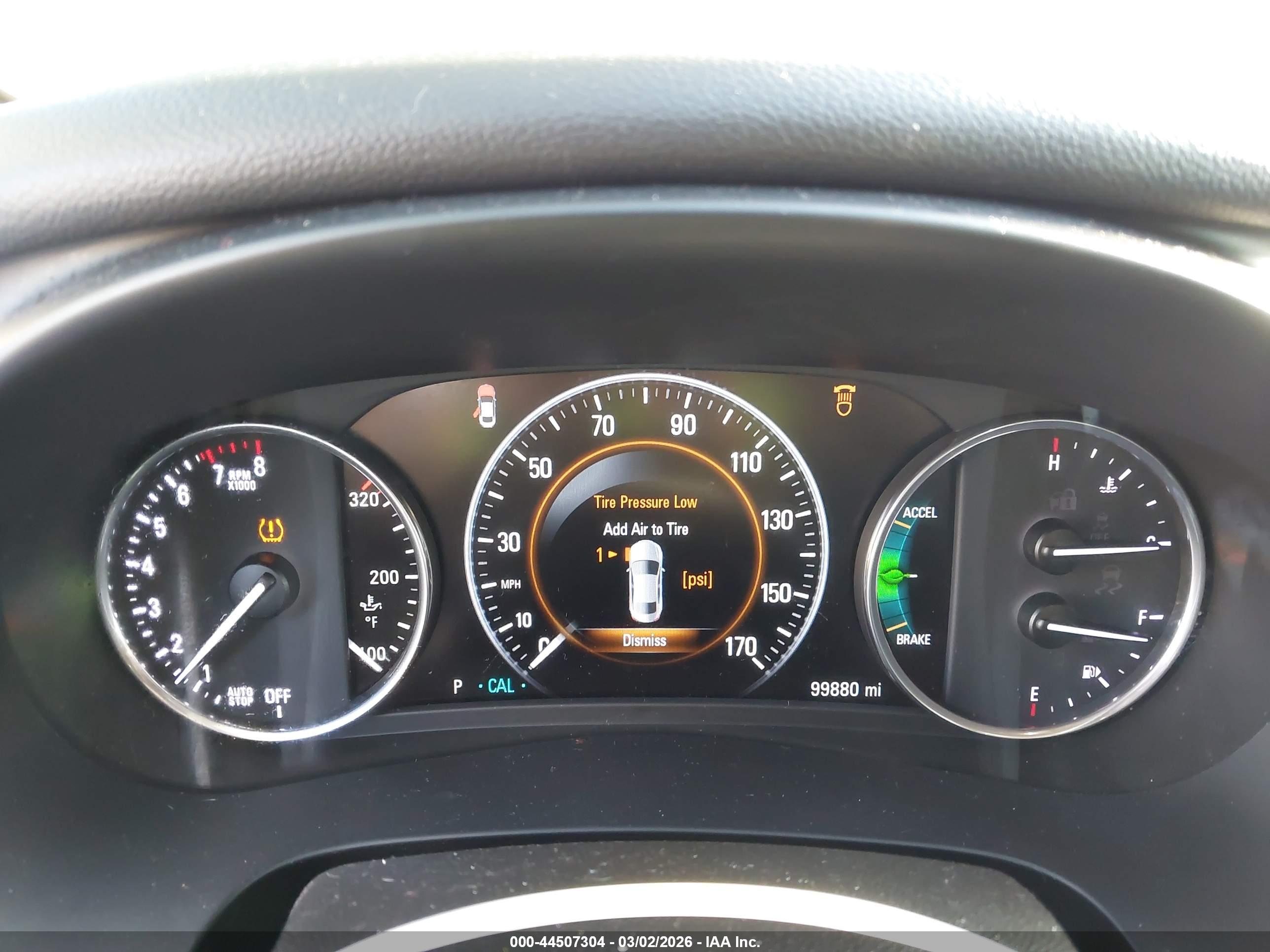 BUICK LACROSSE image 7
