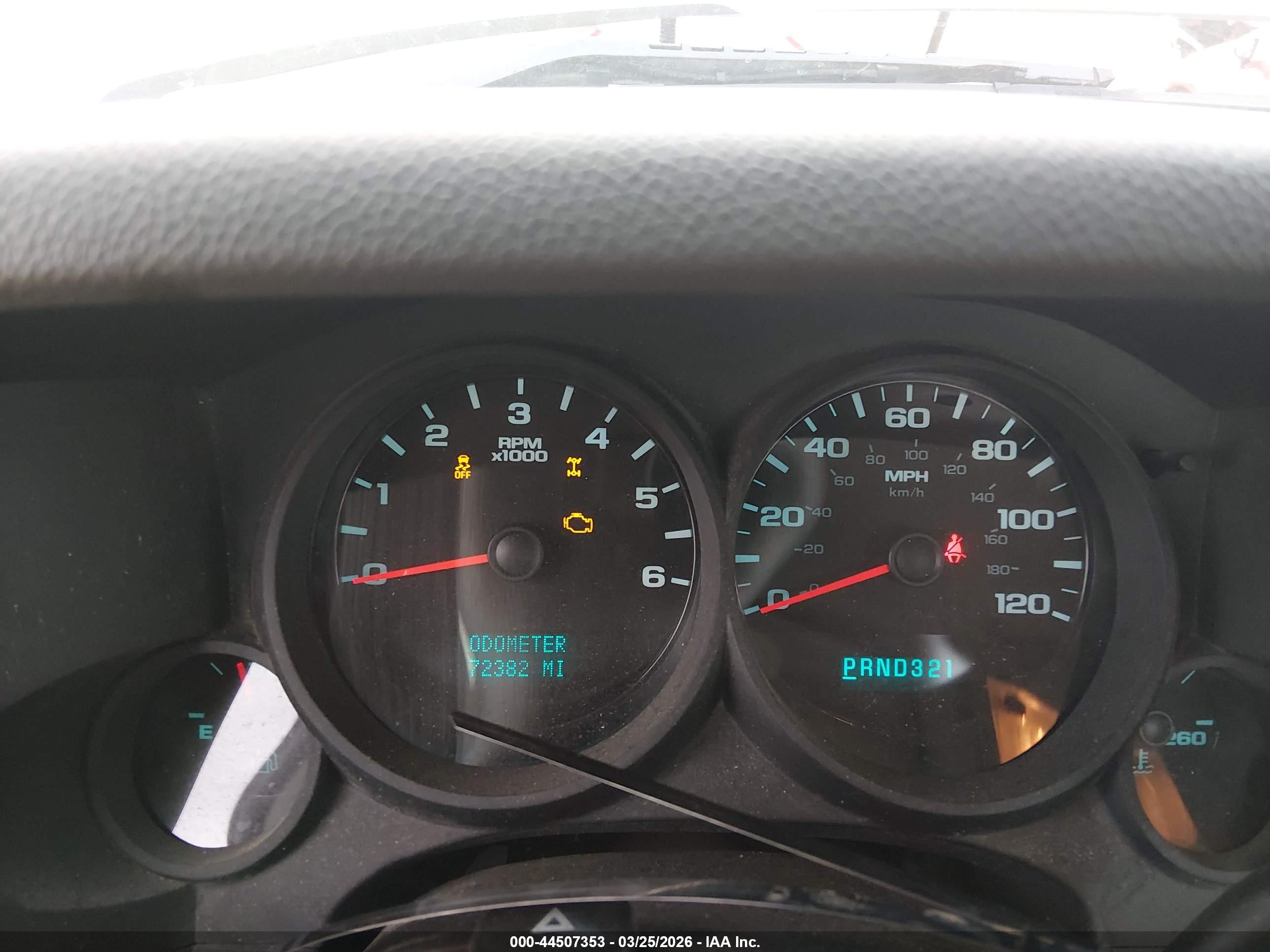 CHEVROLET SILVERADO image 7