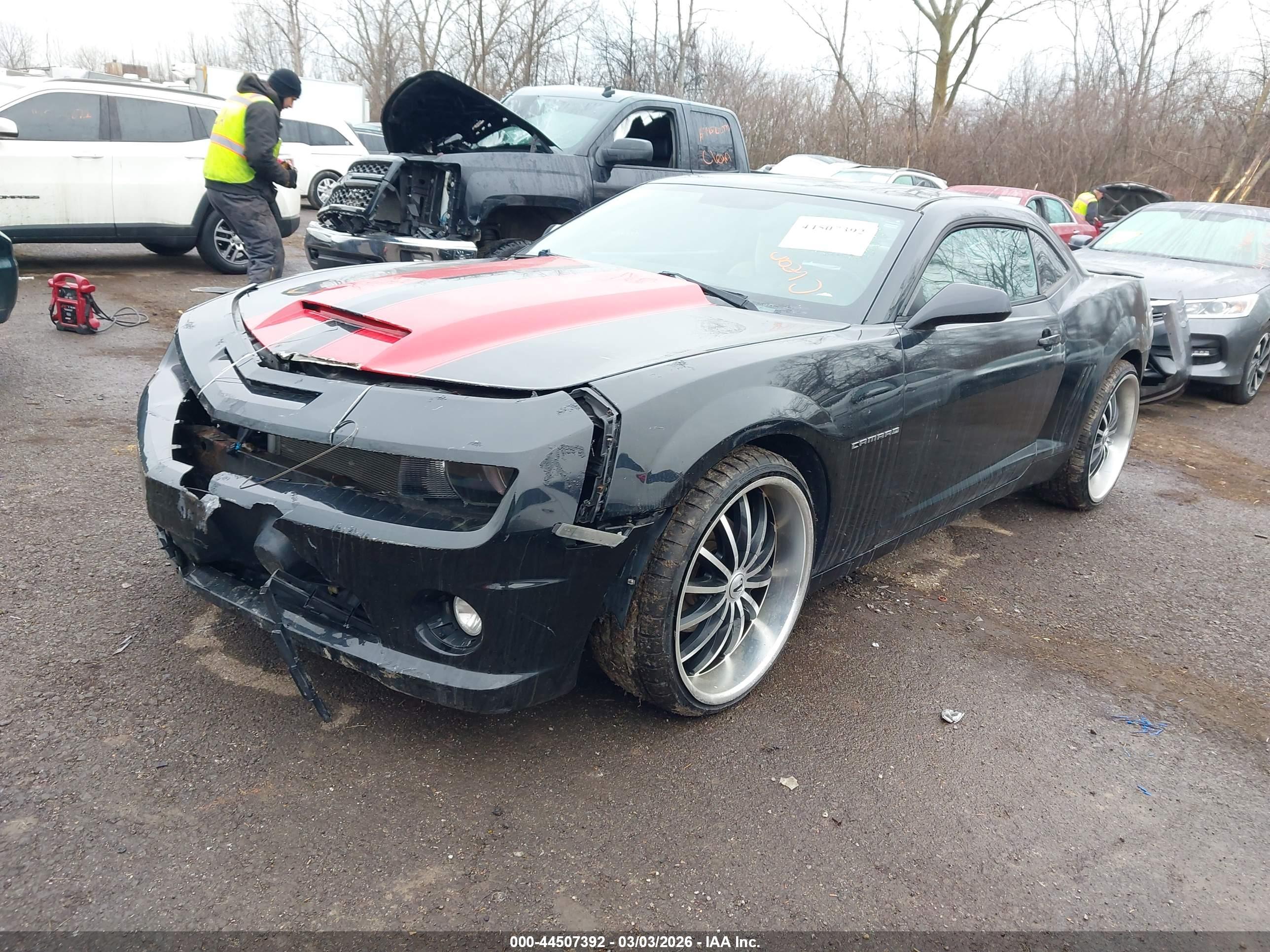 CHEVROLET CAMARO image 2
