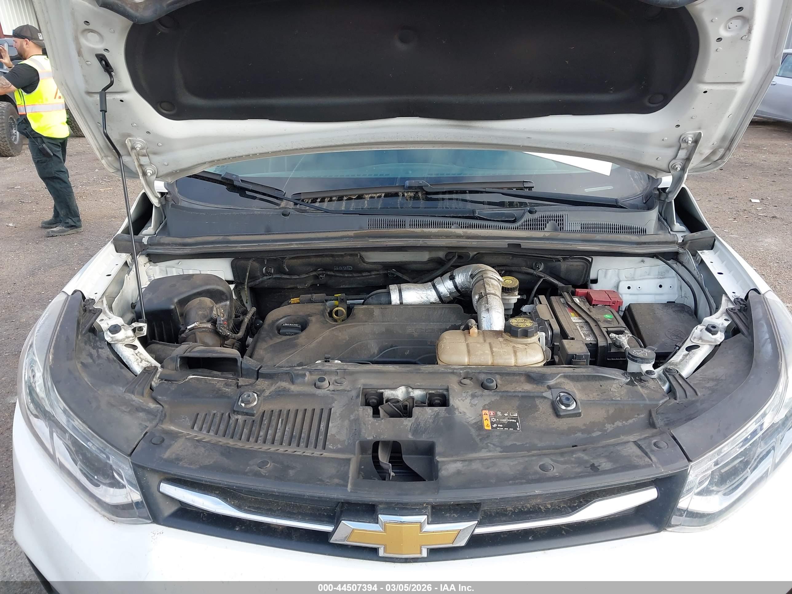 CHEVROLET TRAX image 10