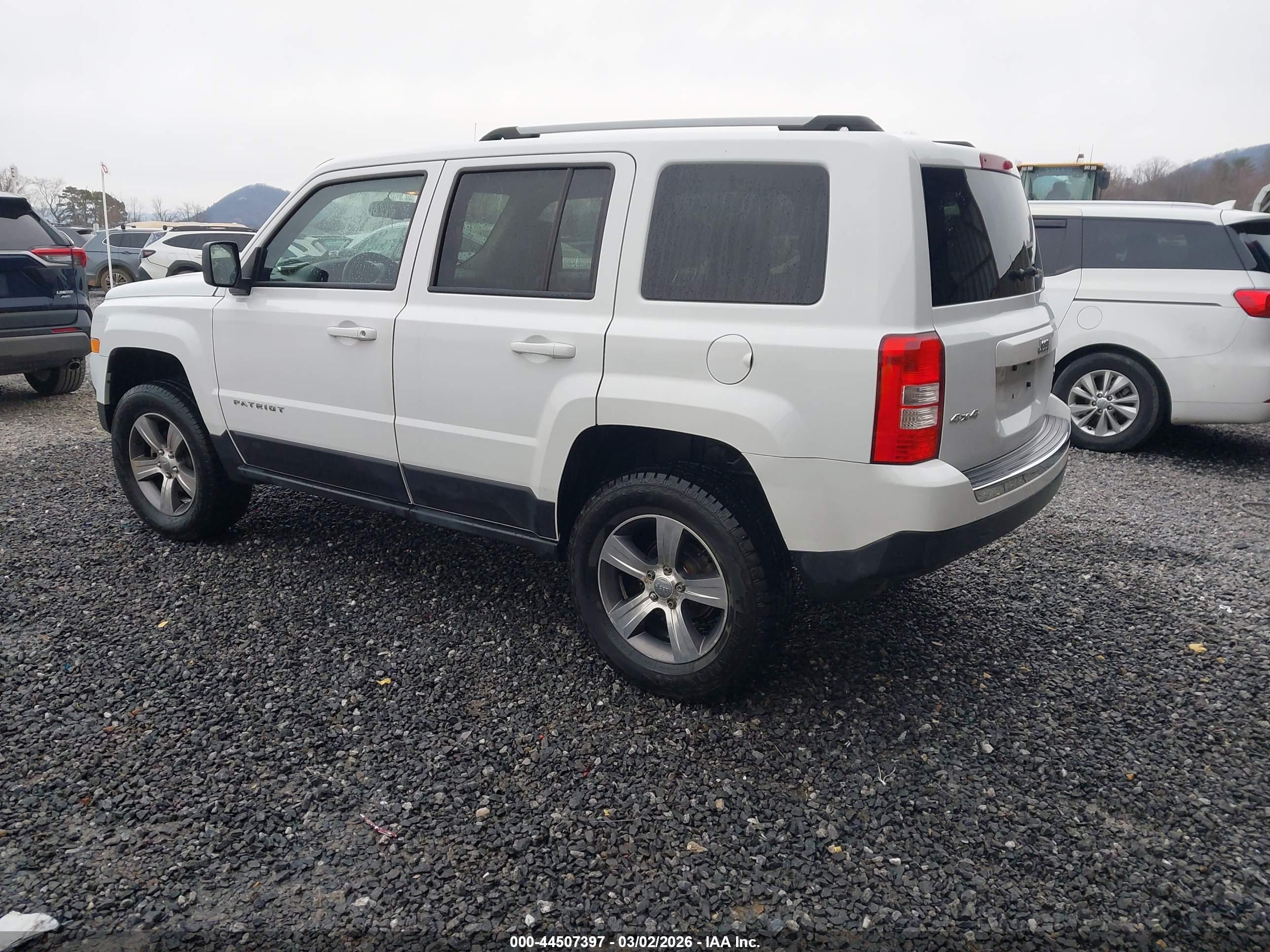 JEEP PATRIOT image 3