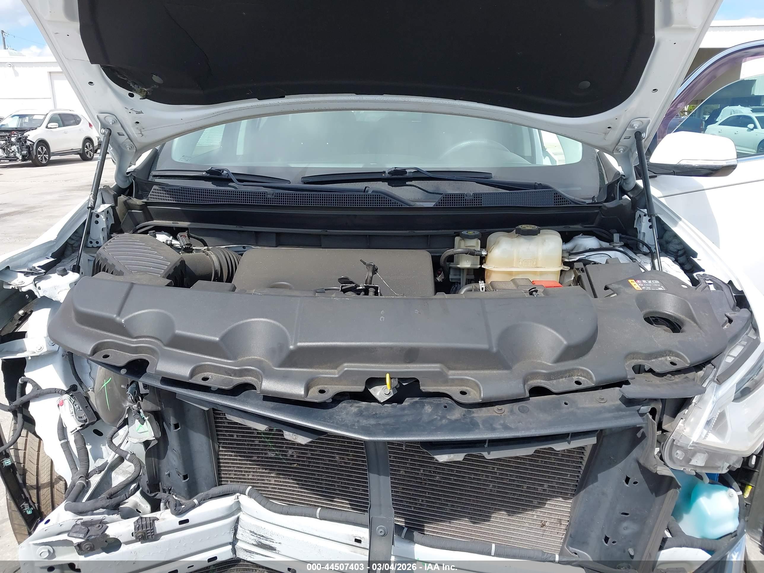 CHEVROLET TRAVERSE image 10