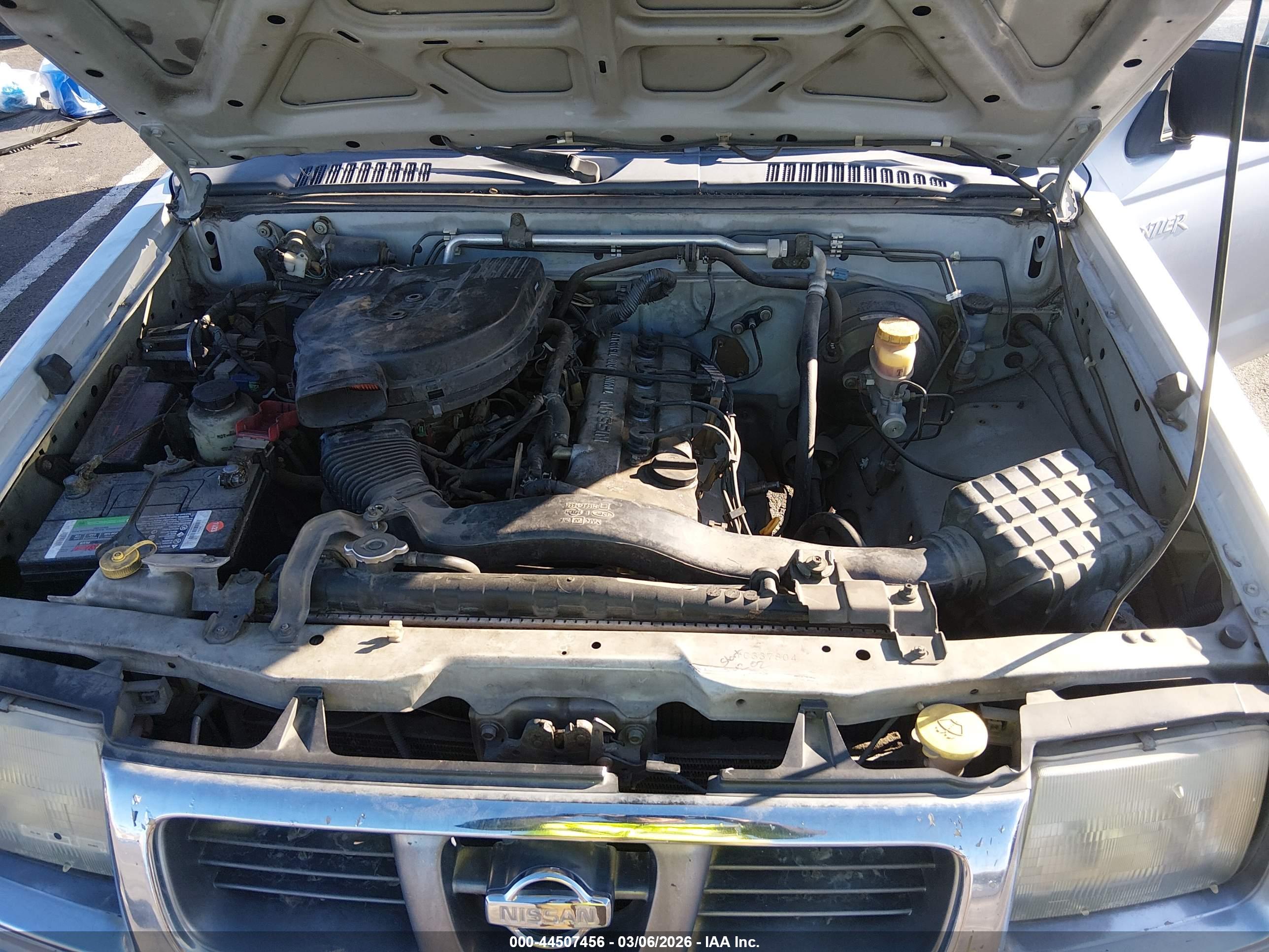 NISSAN FRONTIER image 10