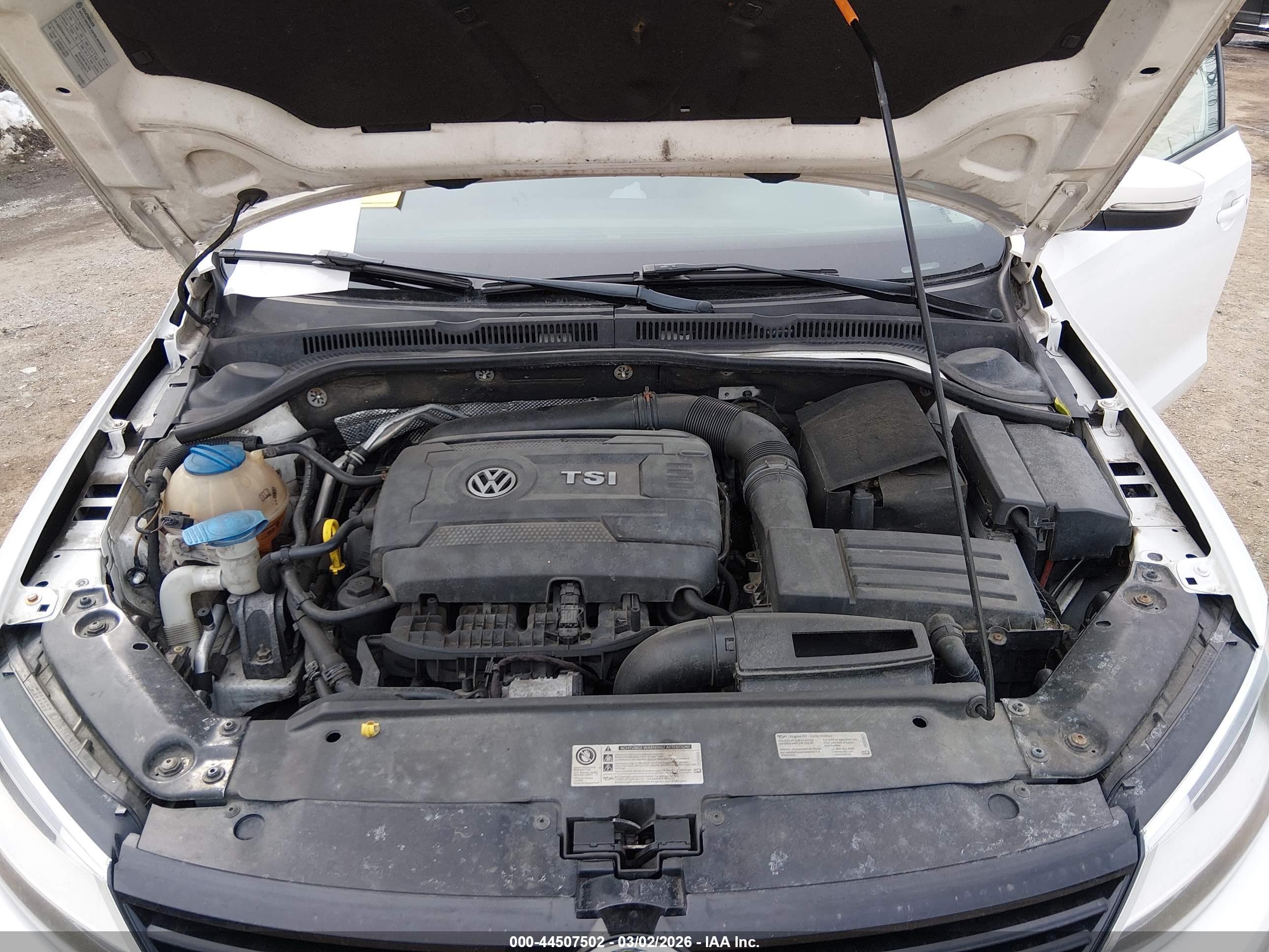 VOLKSWAGEN JETTA image 10