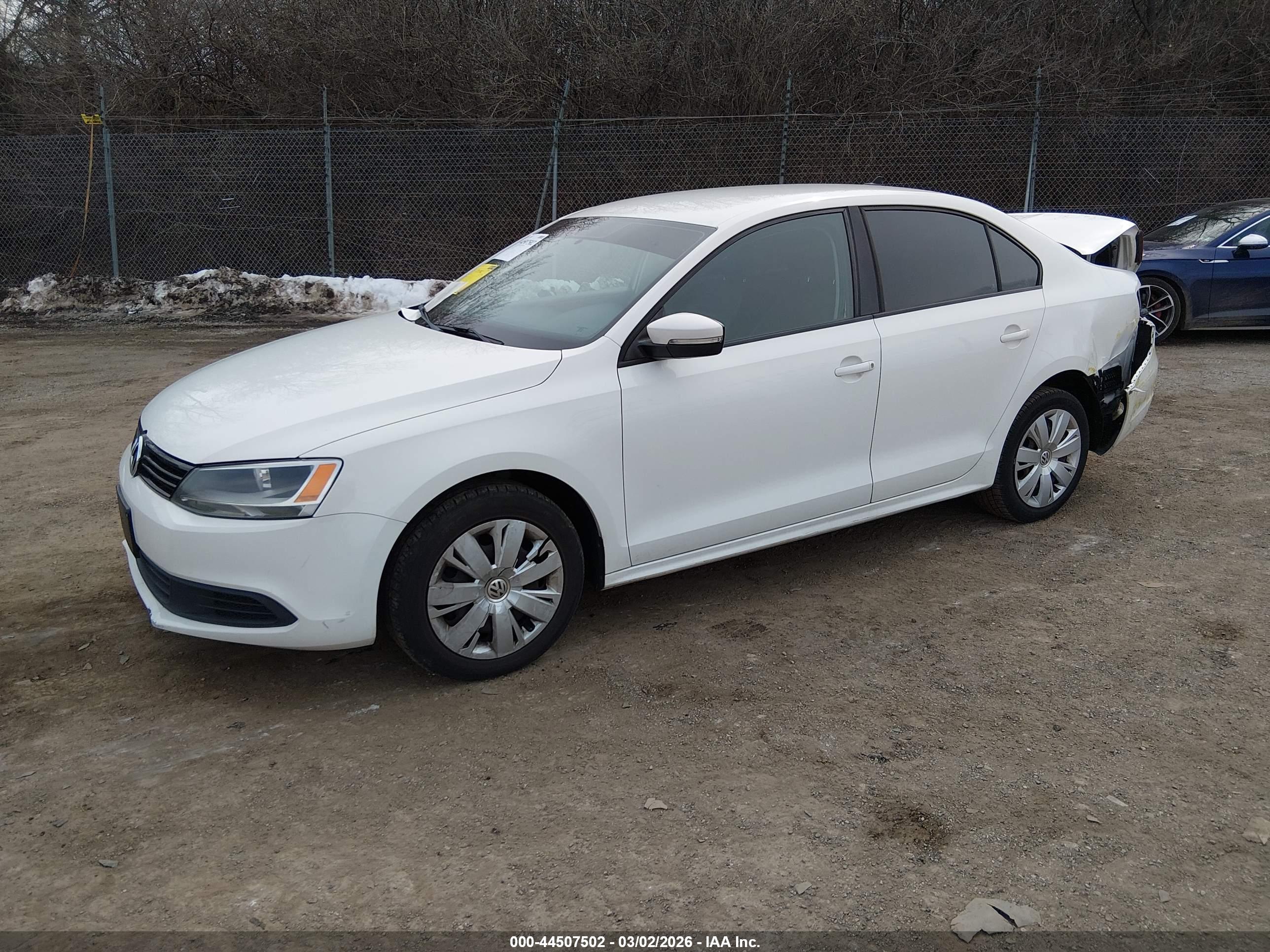 VOLKSWAGEN JETTA image 2