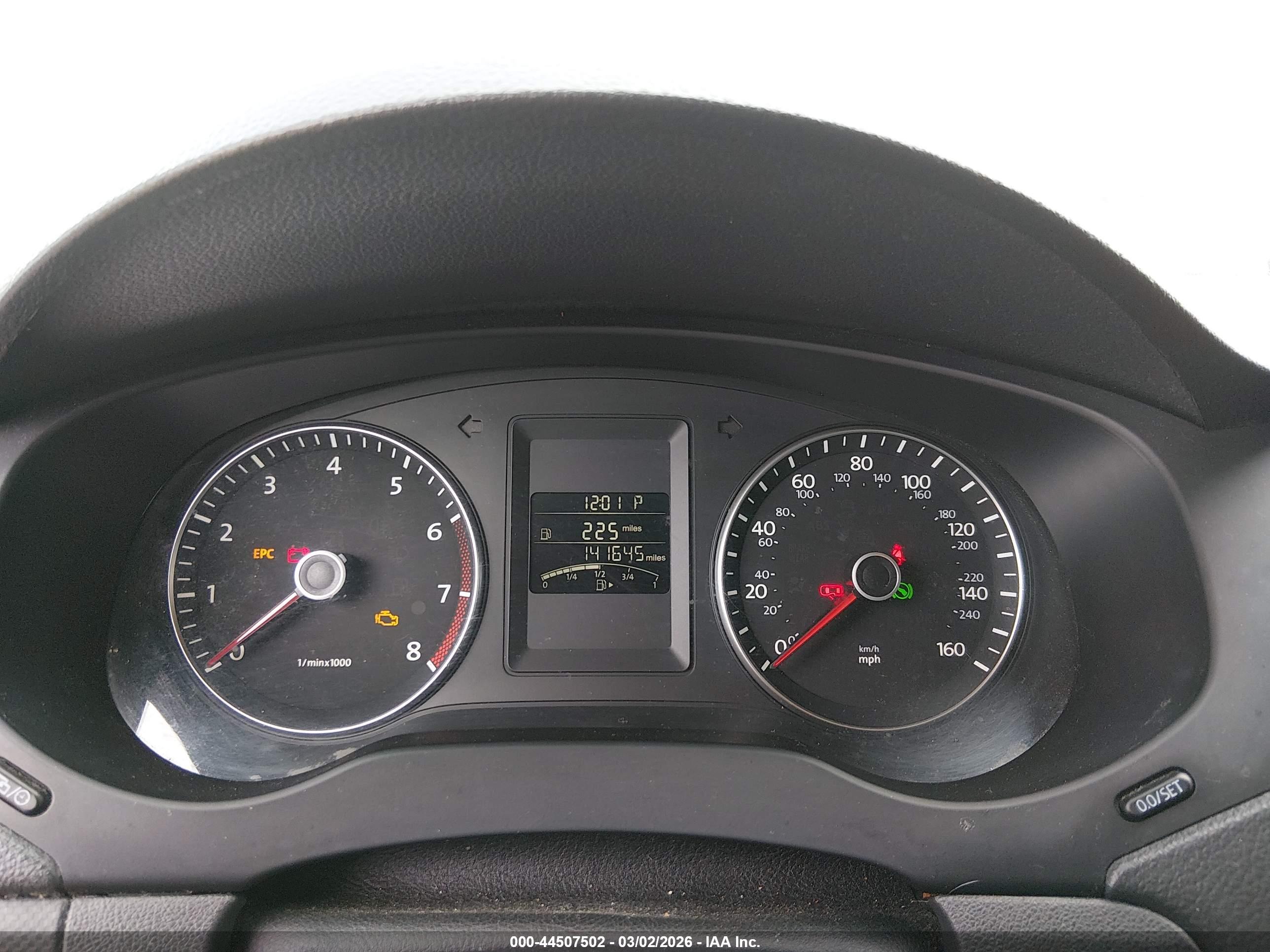 VOLKSWAGEN JETTA image 7