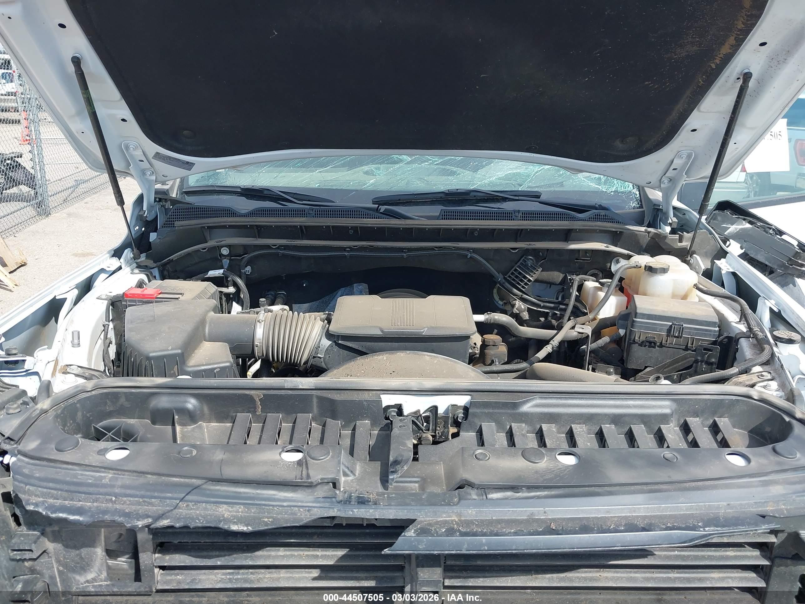 GMC SIERRA image 10