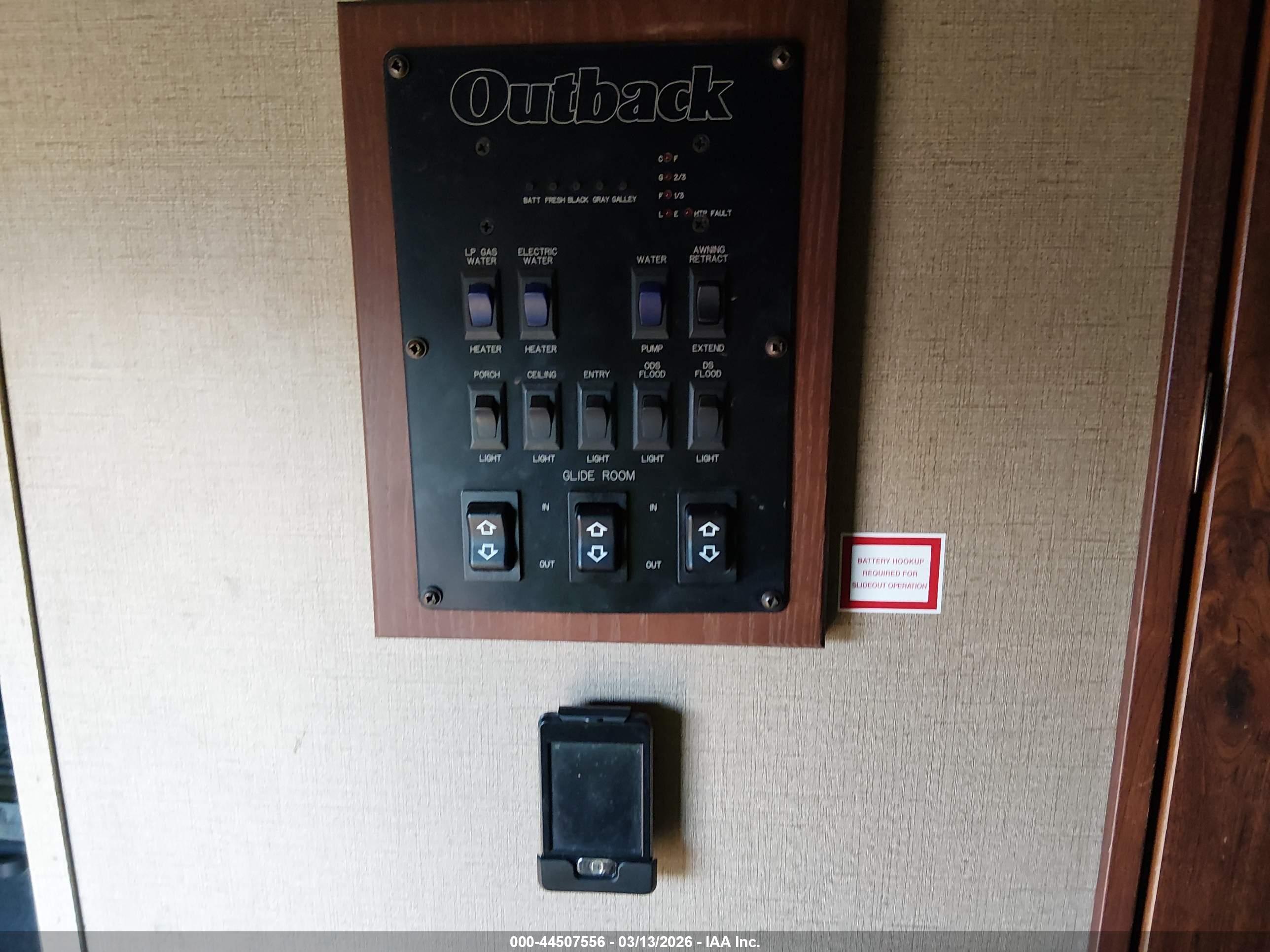KEYSTONE OUTBACK image 7