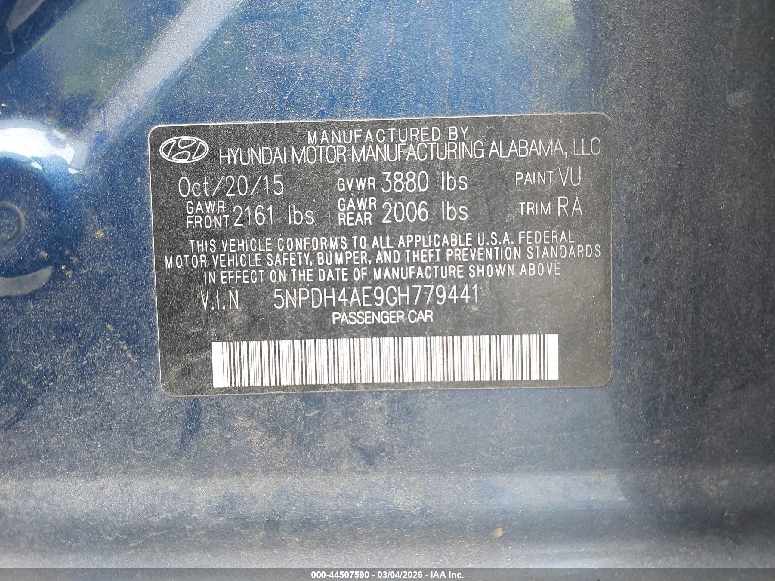 HYUNDAI ELANTRA image 9