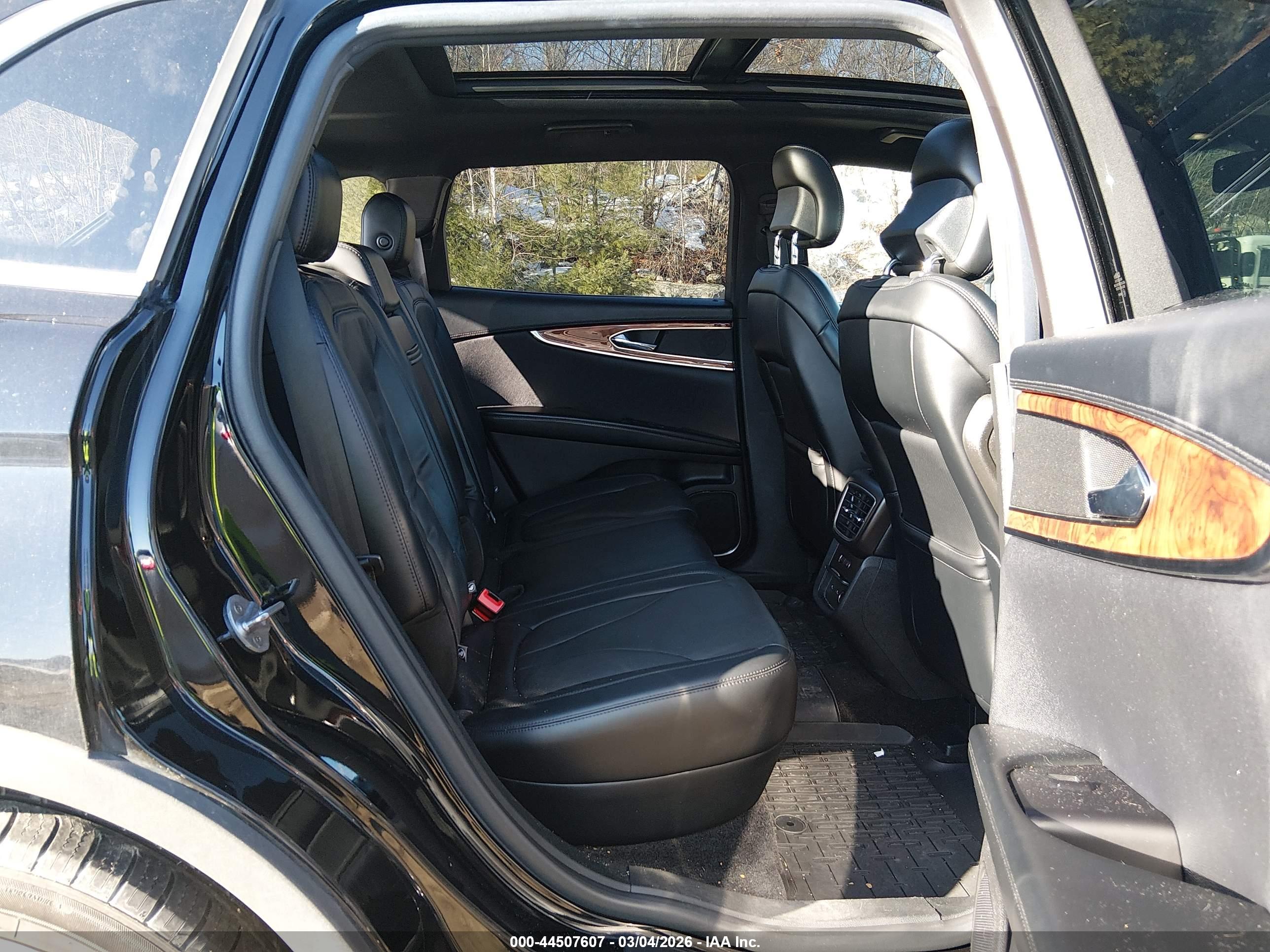 LINCOLN MKX image 8