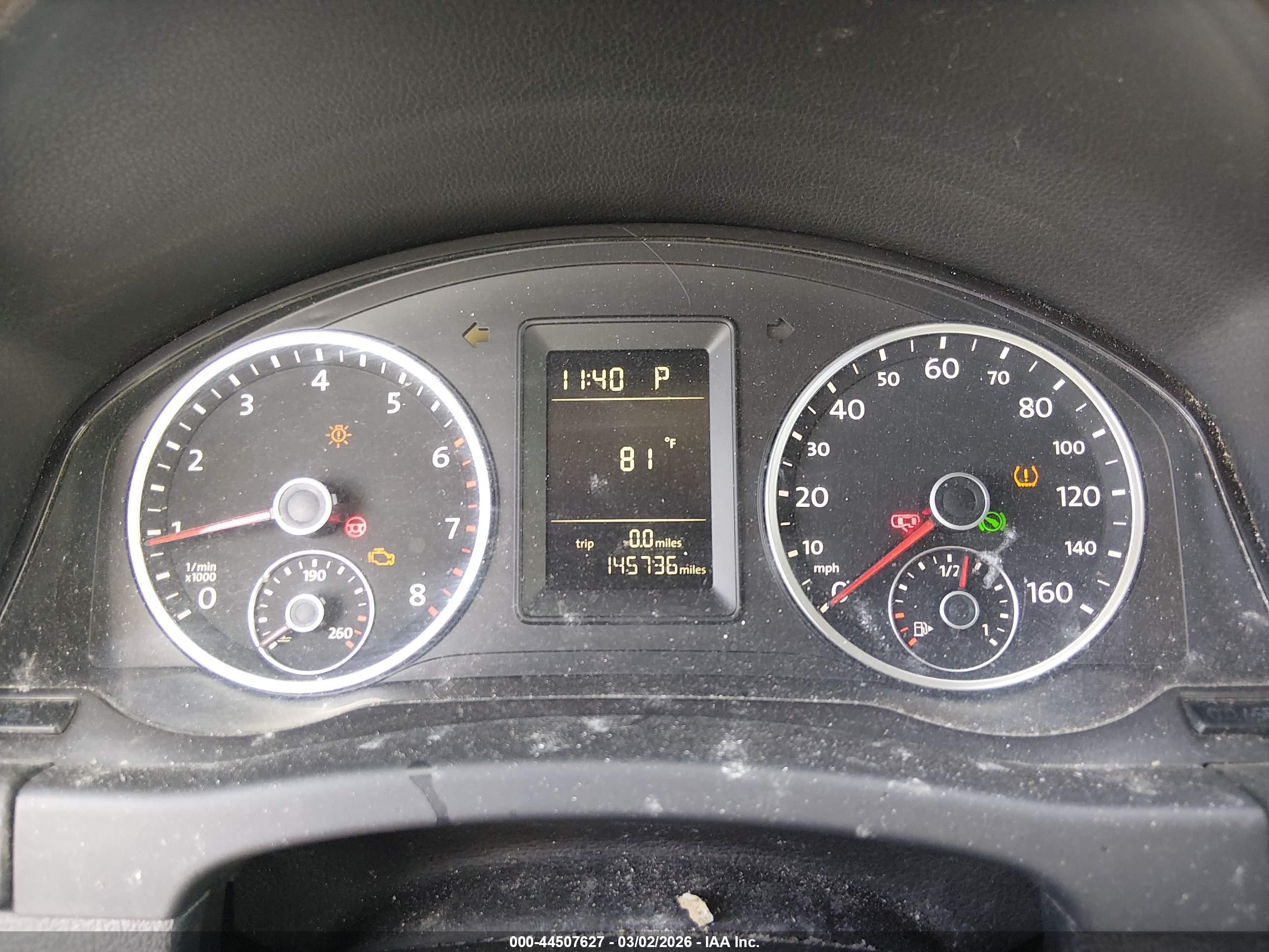 VOLKSWAGEN TIGUAN image 7