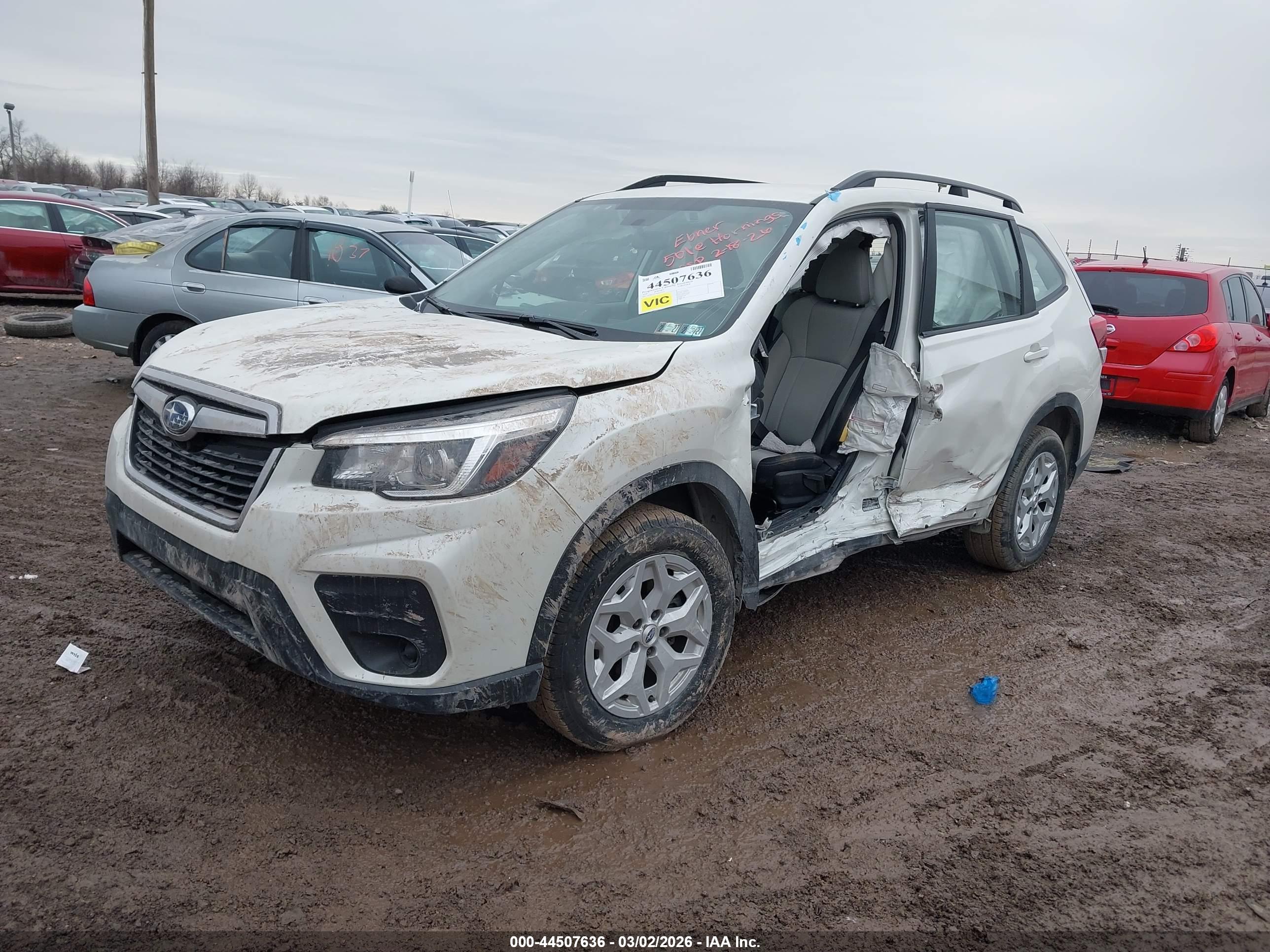SUBARU FORESTER image 2
