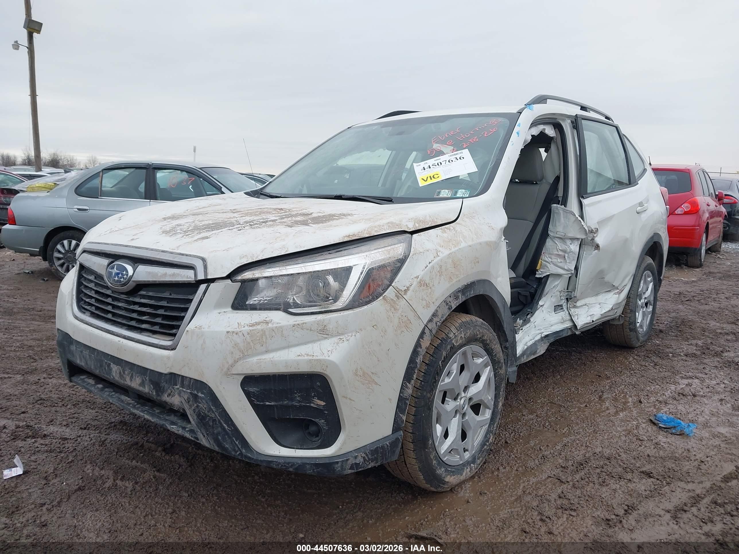 SUBARU FORESTER image 6