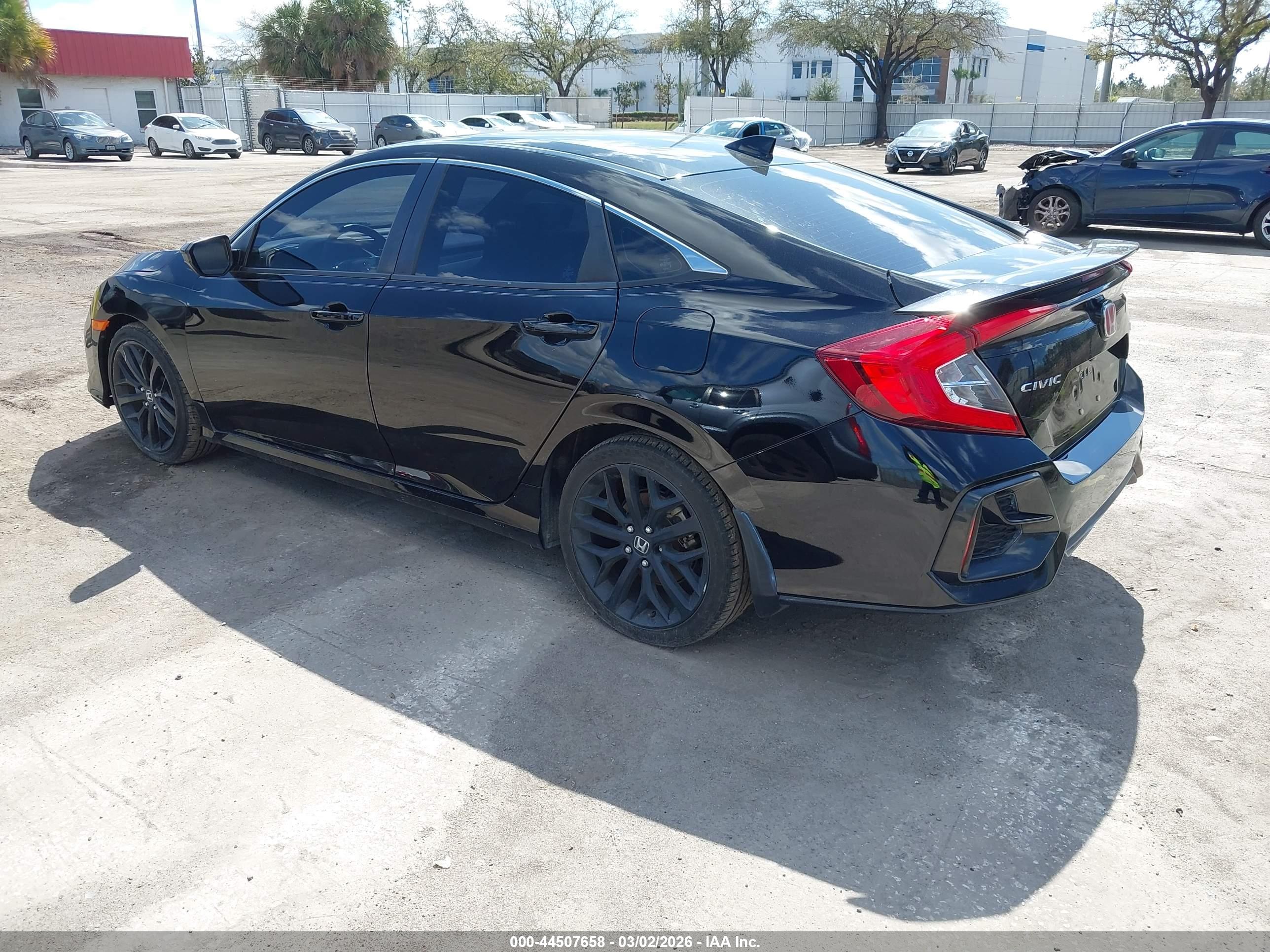 HONDA CIVIC image 3