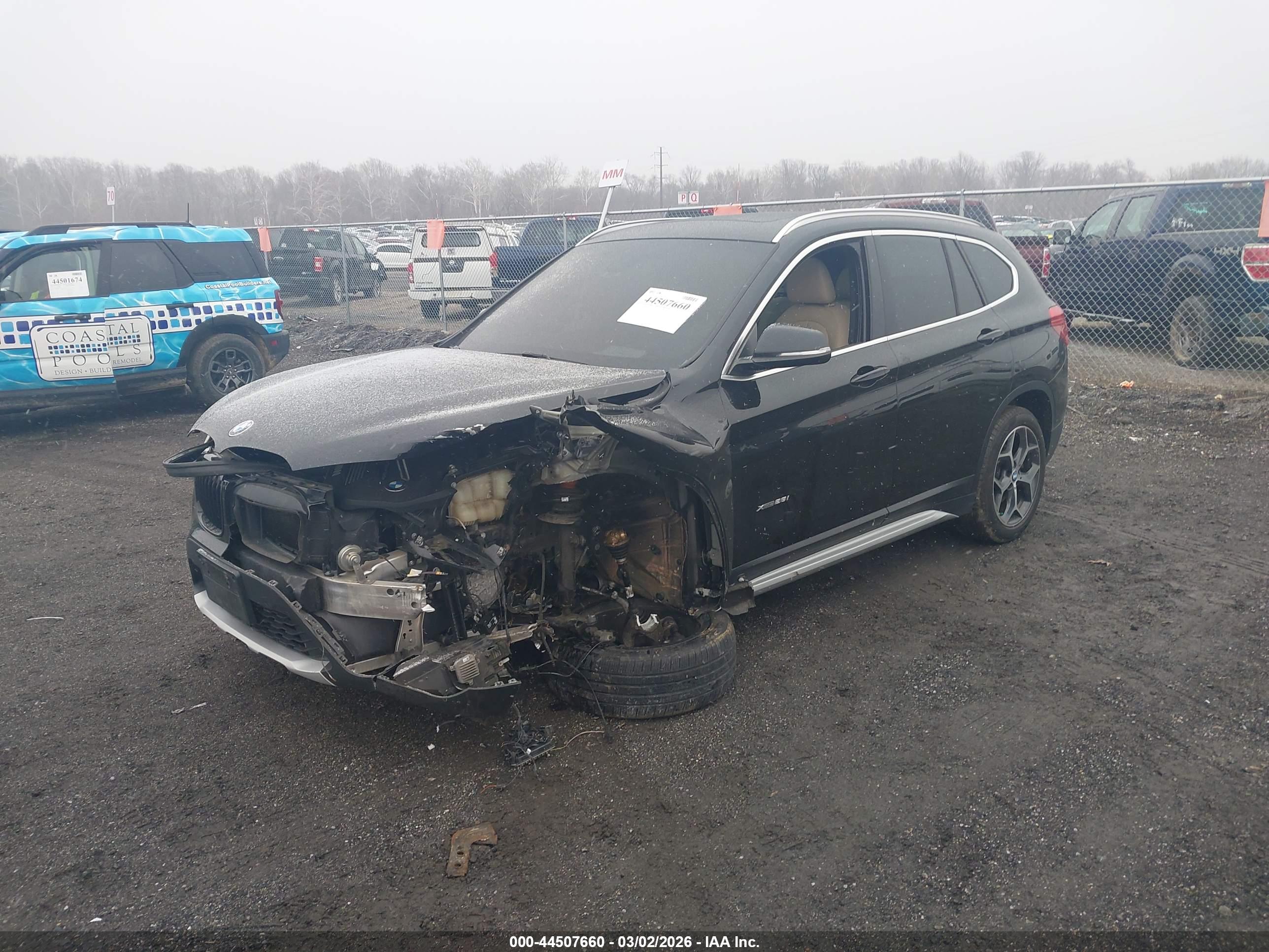 BMW X1 image 2