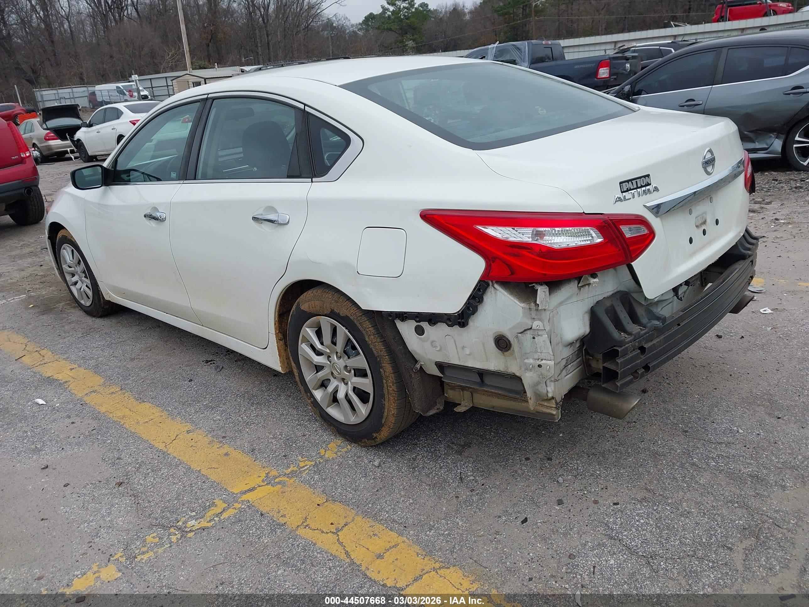 NISSAN ALTIMA image 3