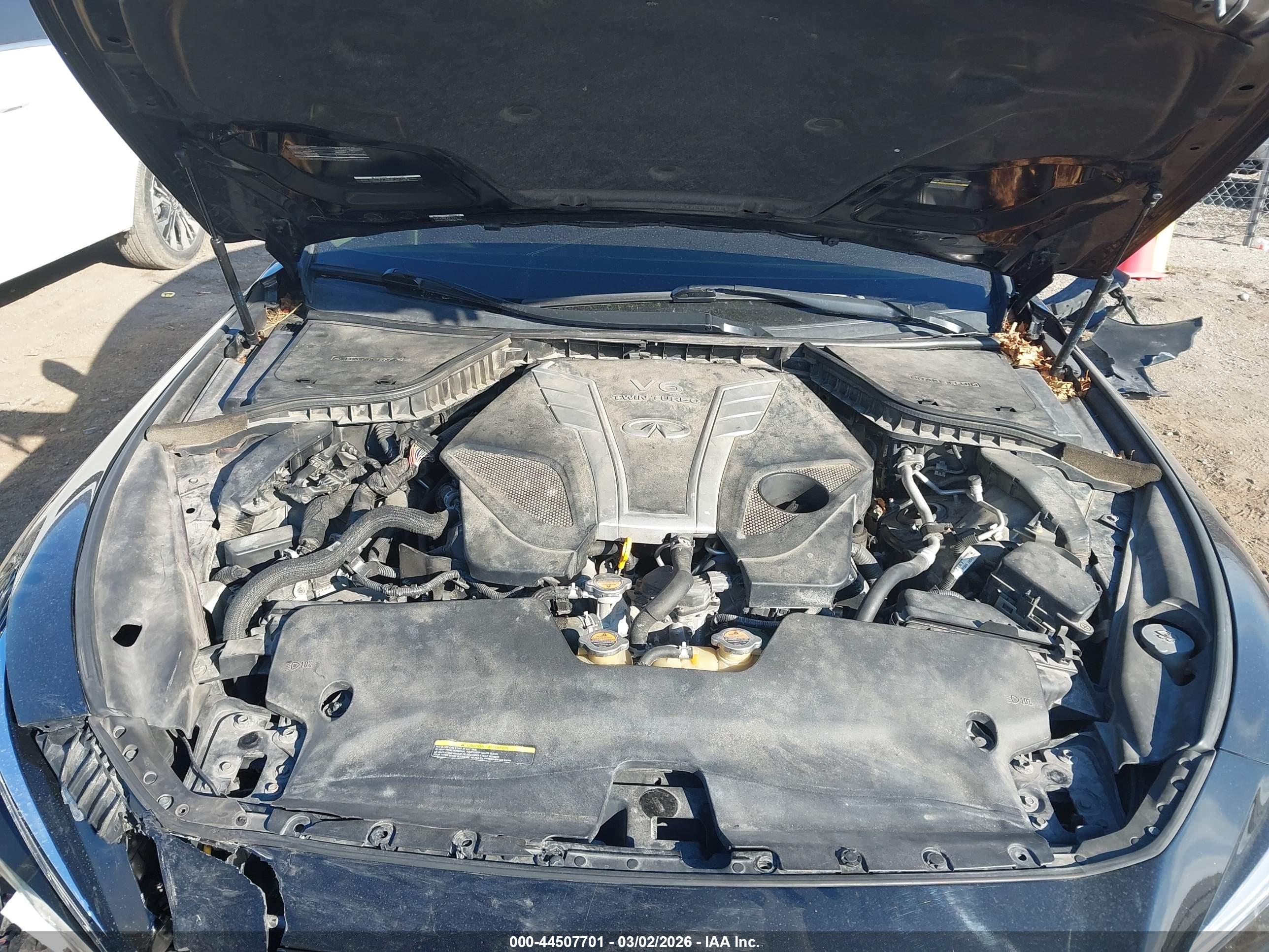 INFINITI Q50 image 10