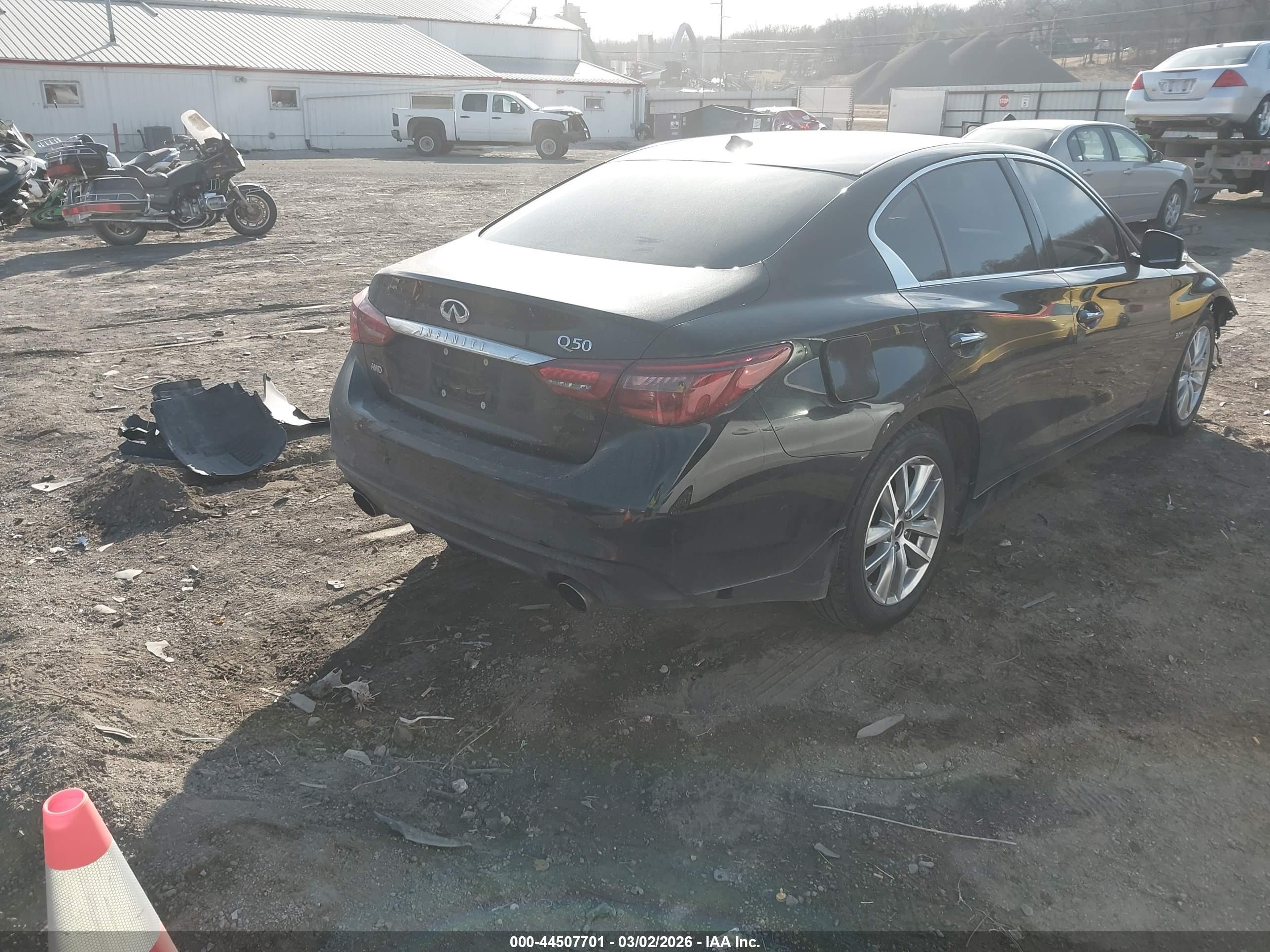 INFINITI Q50 image 4