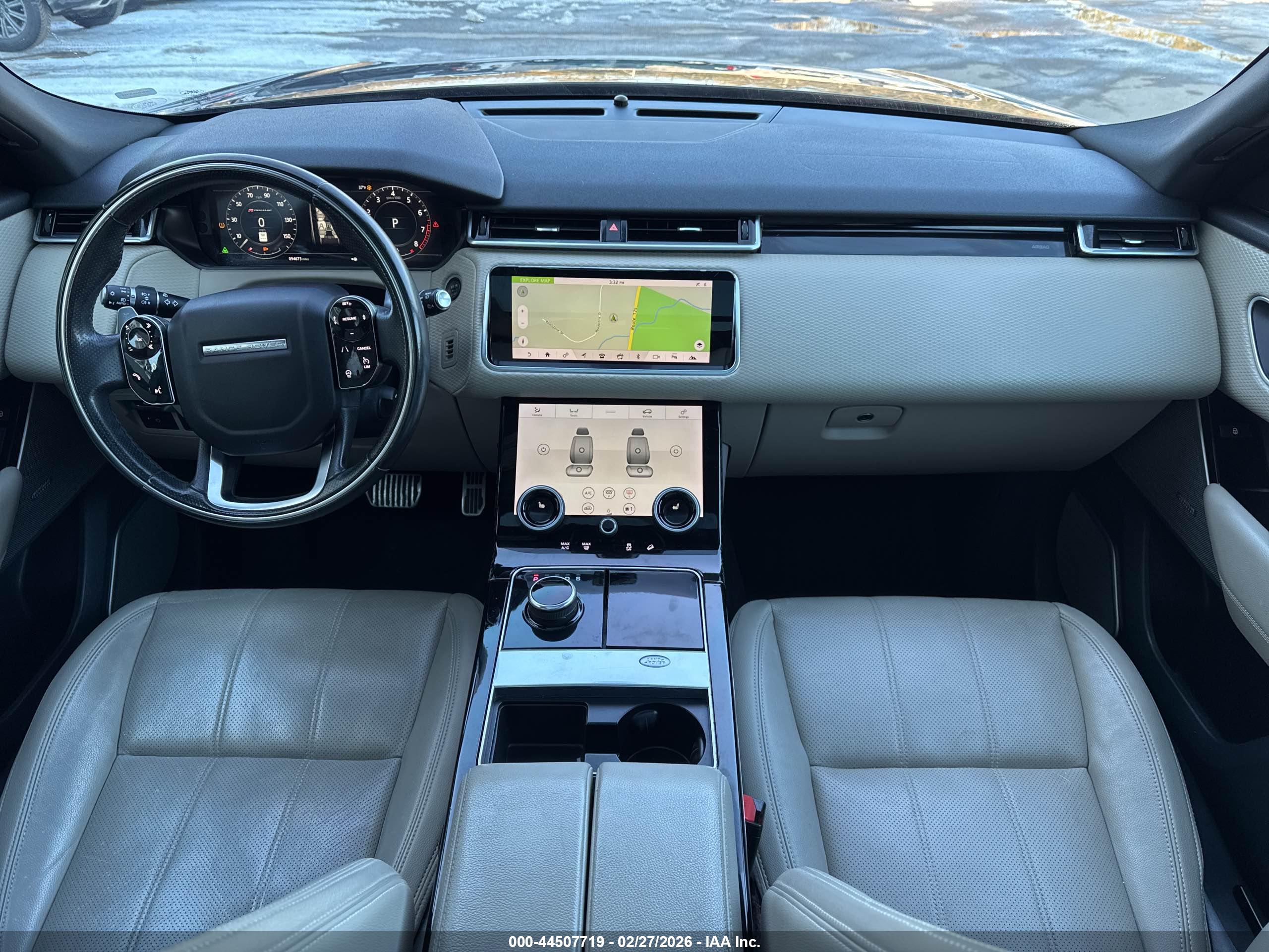 LAND ROVER image 6