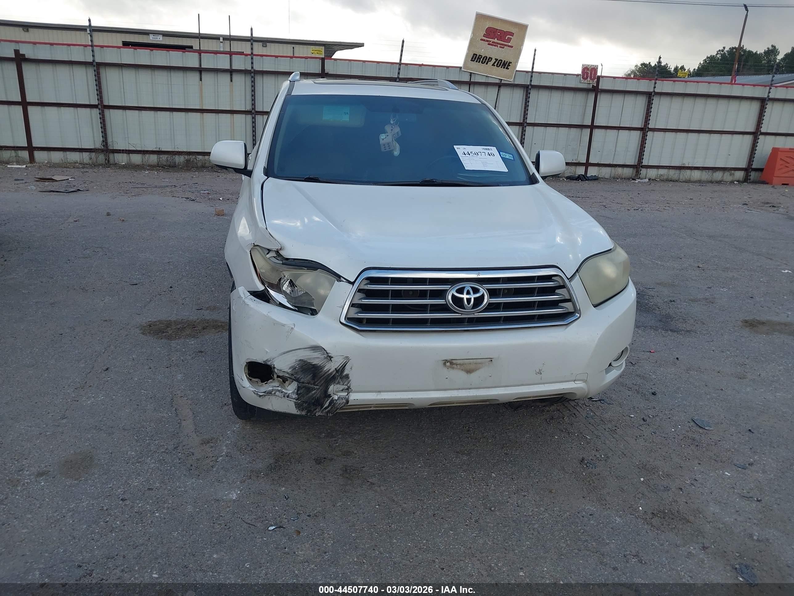 TOYOTA HIGHLANDER image 6