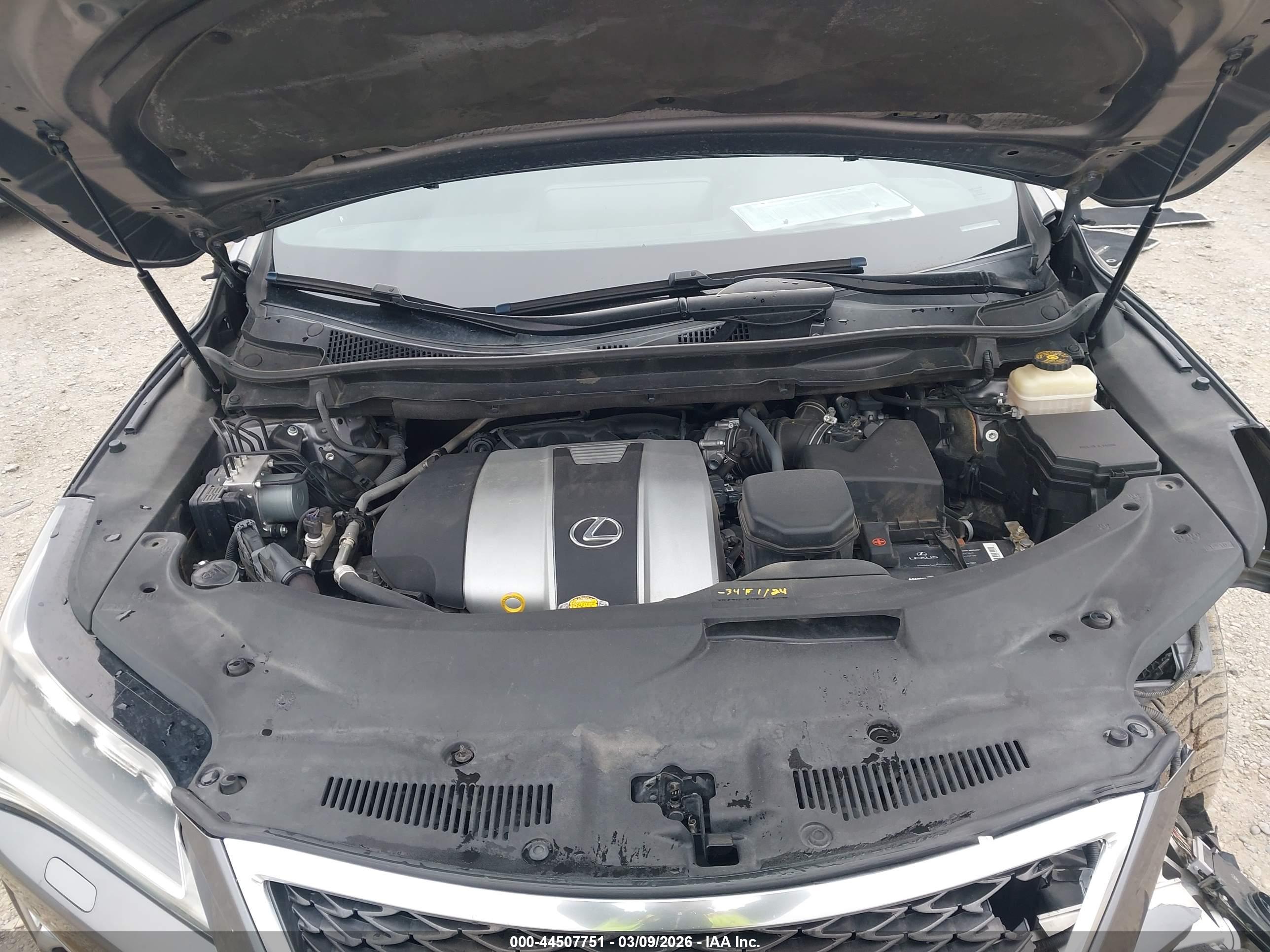 LEXUS RX image 10