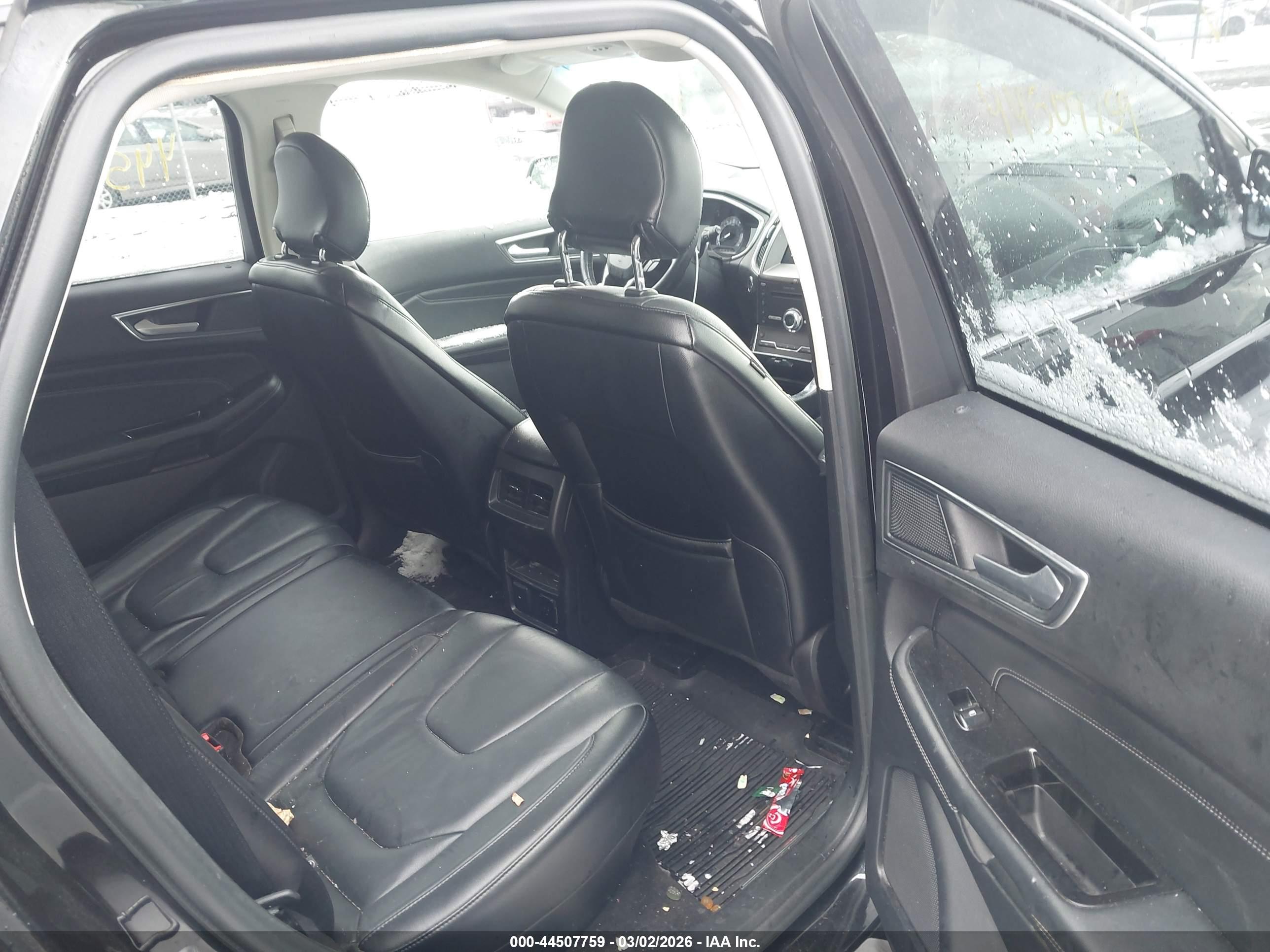 FORD EDGE image 8