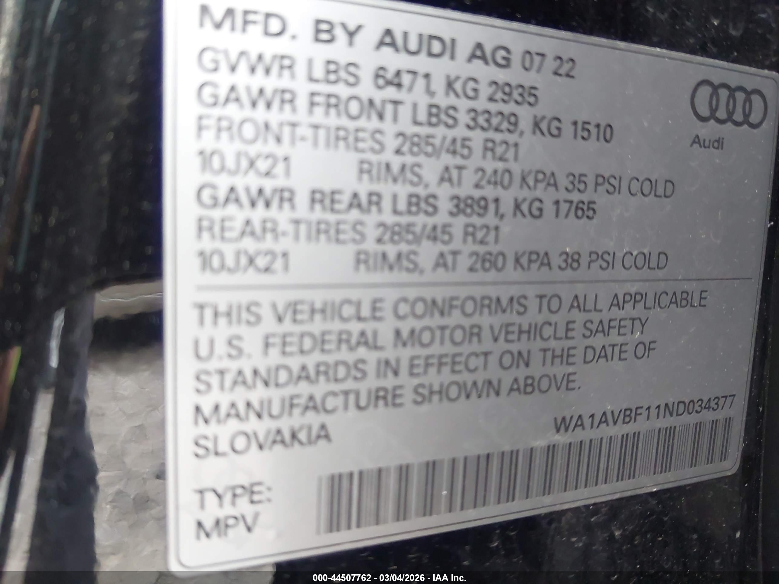 AUDI Q8 image 9