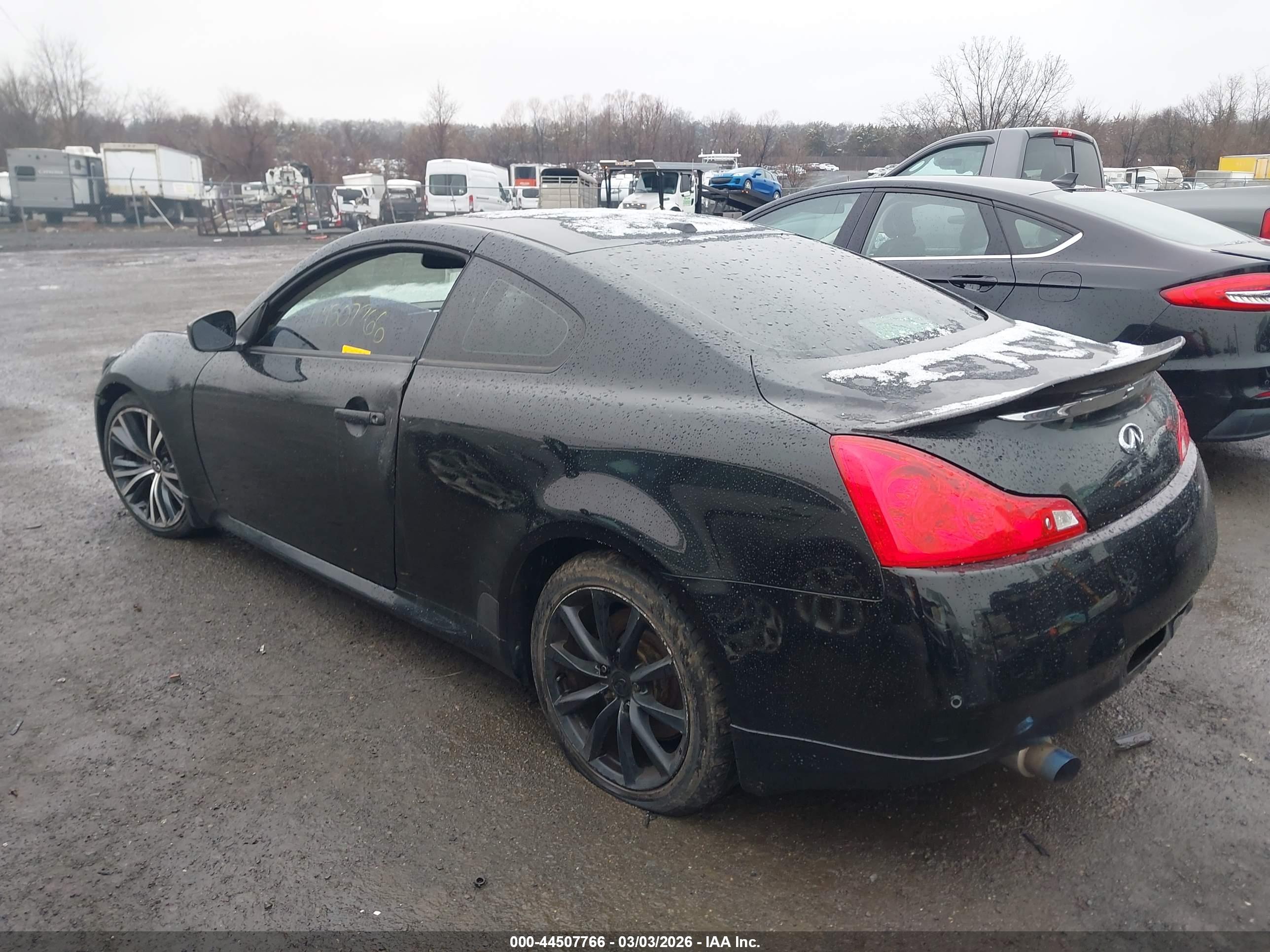 INFINITI G37X image 3
