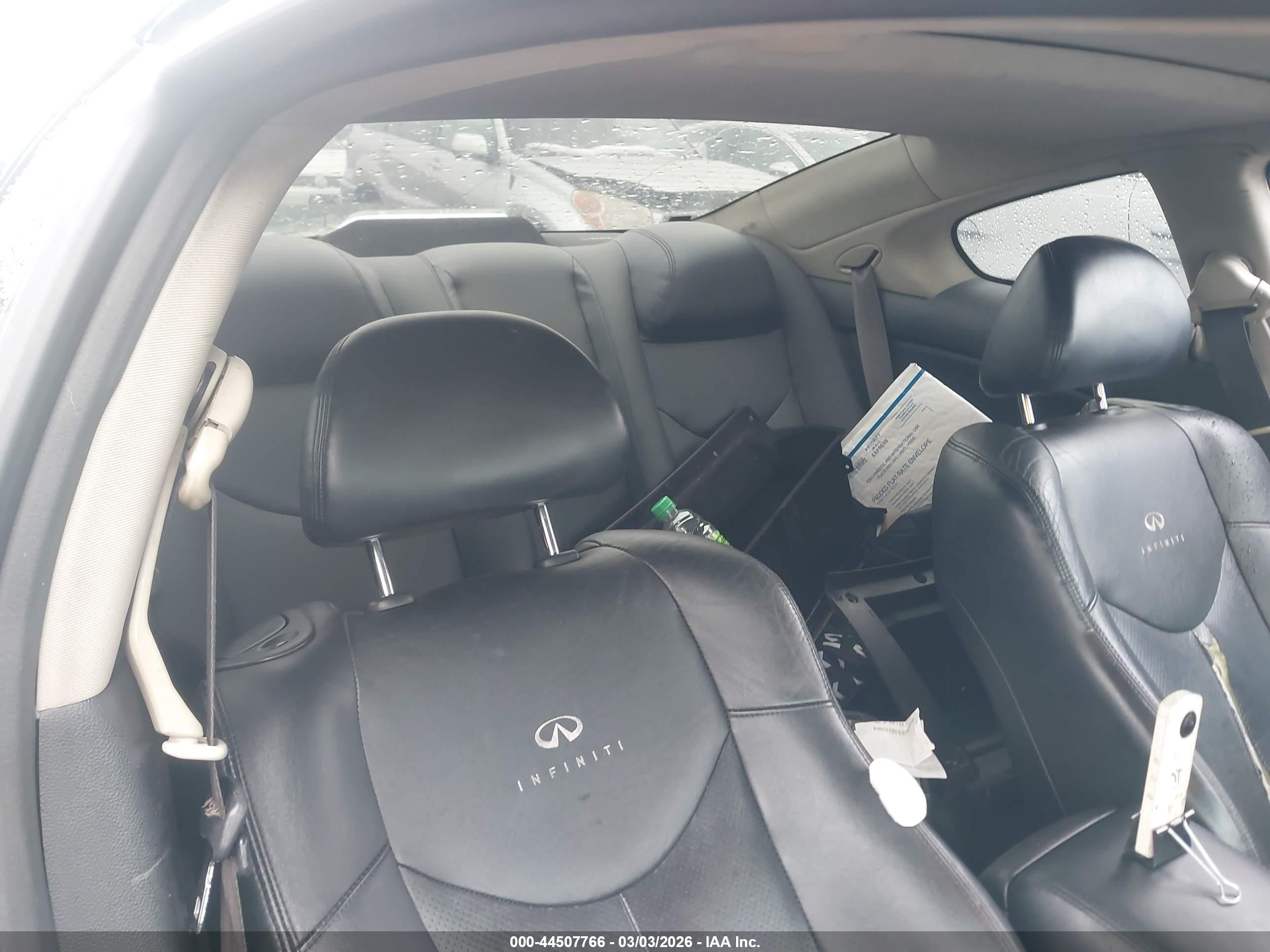 INFINITI G37X image 8